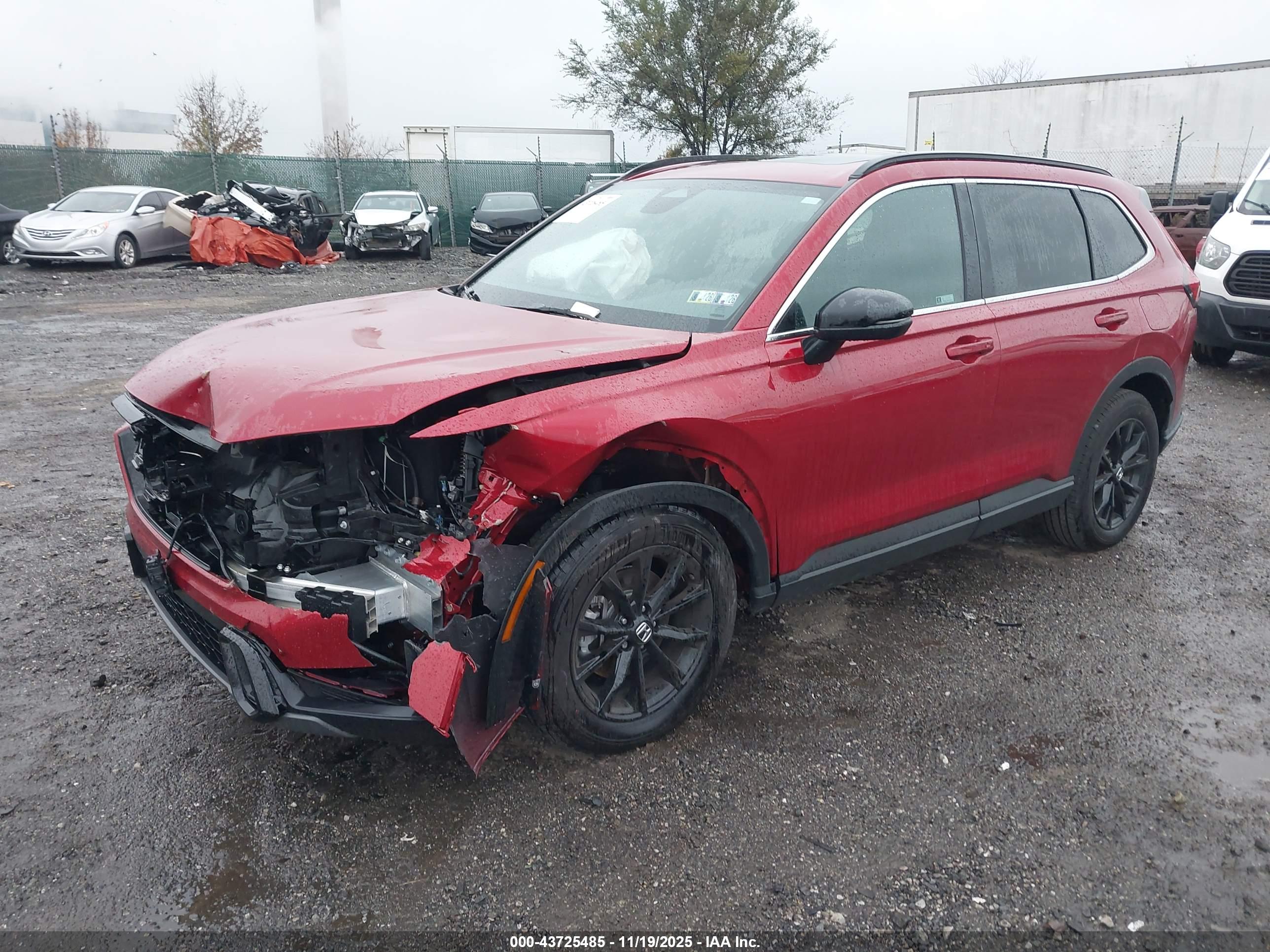 HONDA CR-V image 2