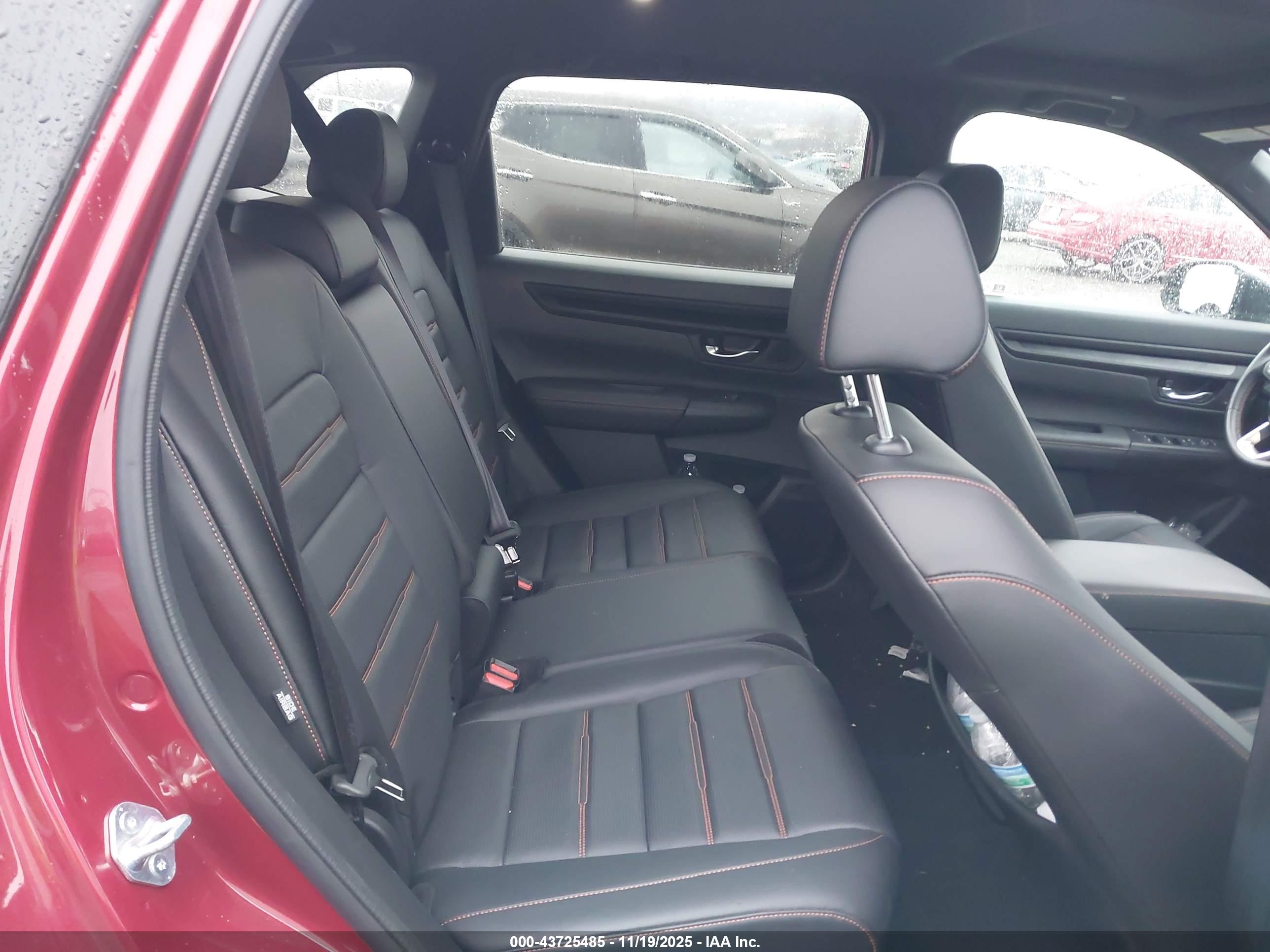 HONDA CR-V image 8