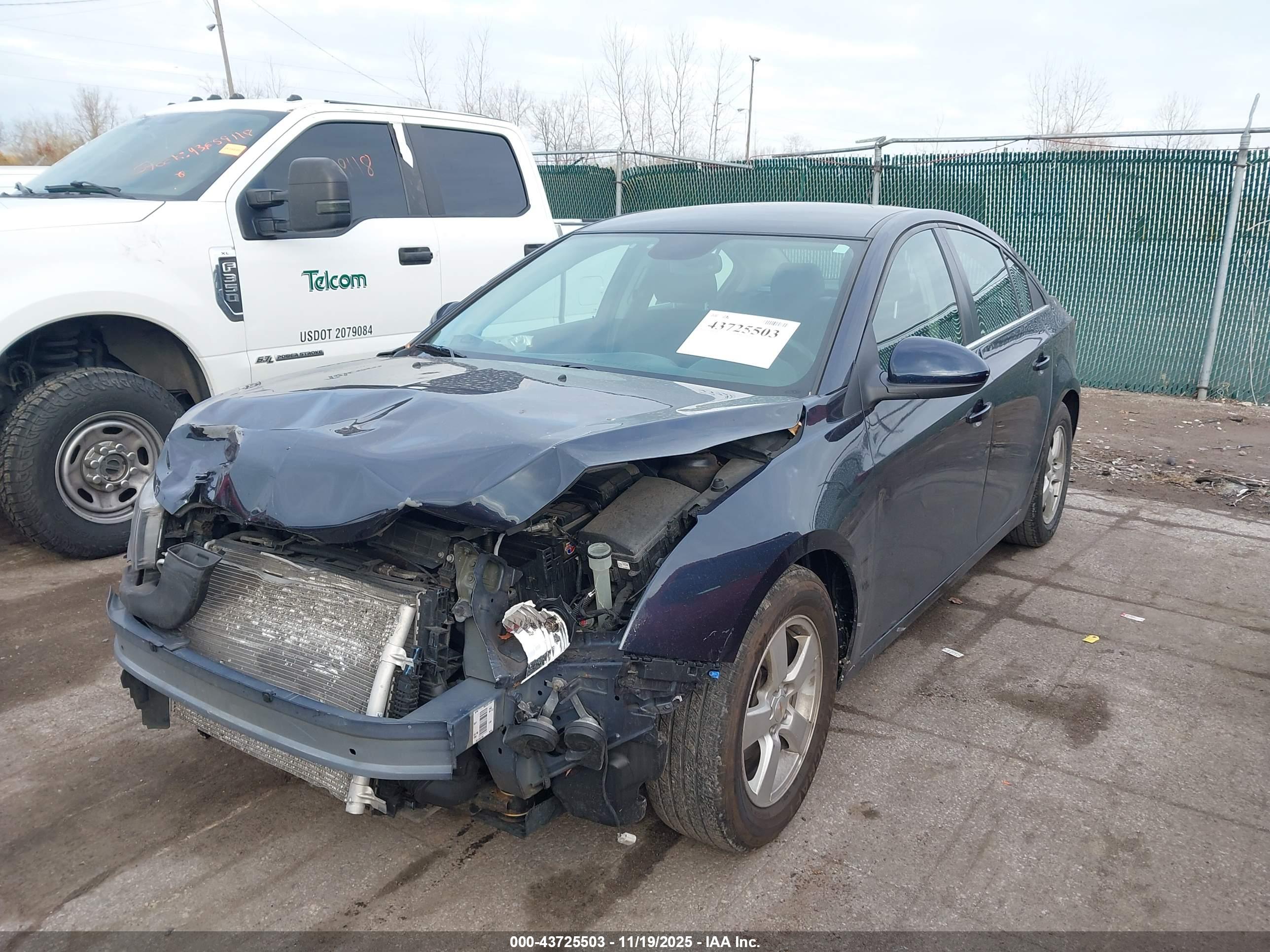 CHEVROLET CRUZE image 2