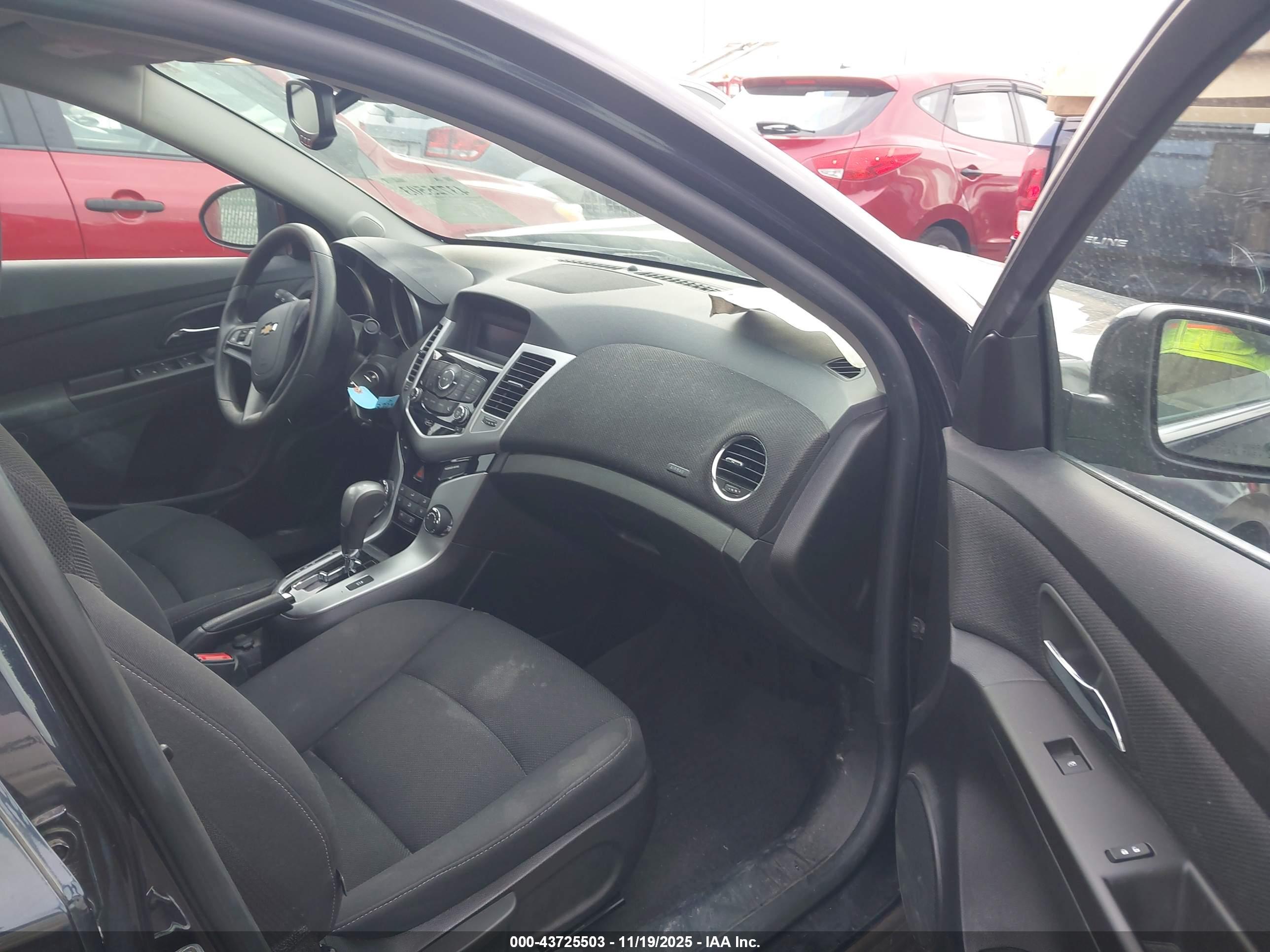 CHEVROLET CRUZE image 5