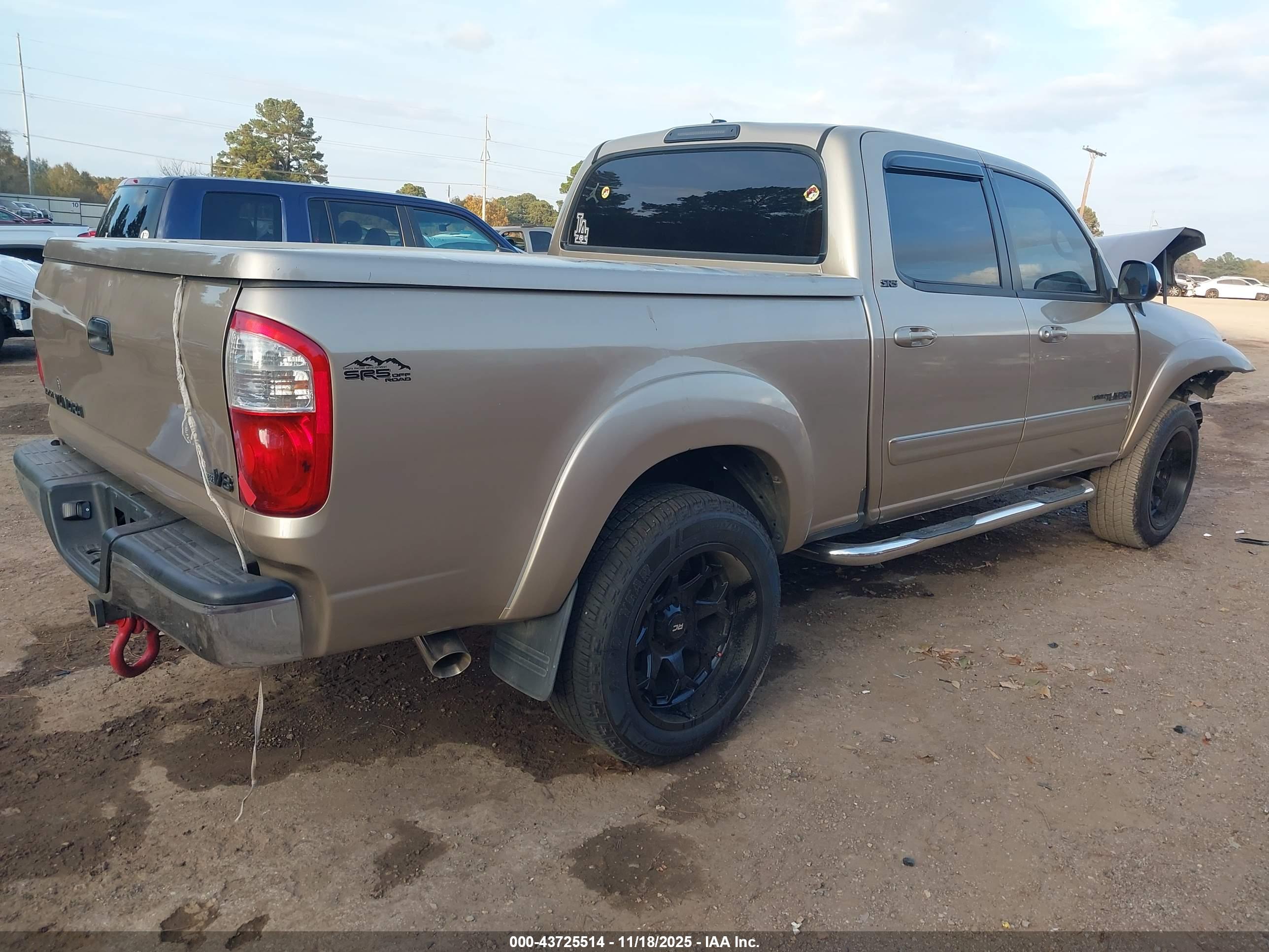 TOYOTA TUNDRA image 4
