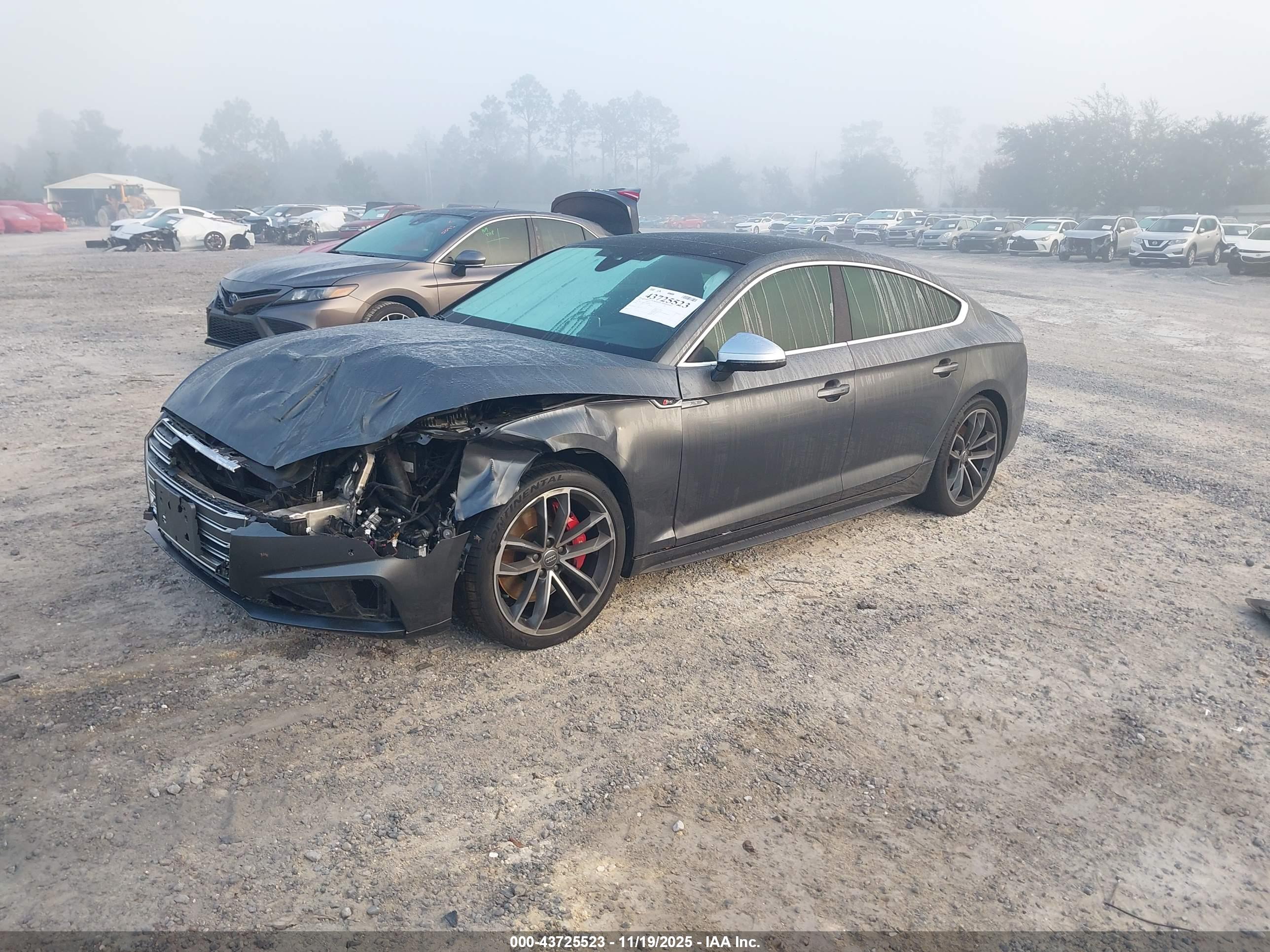 AUDI S5 image 2