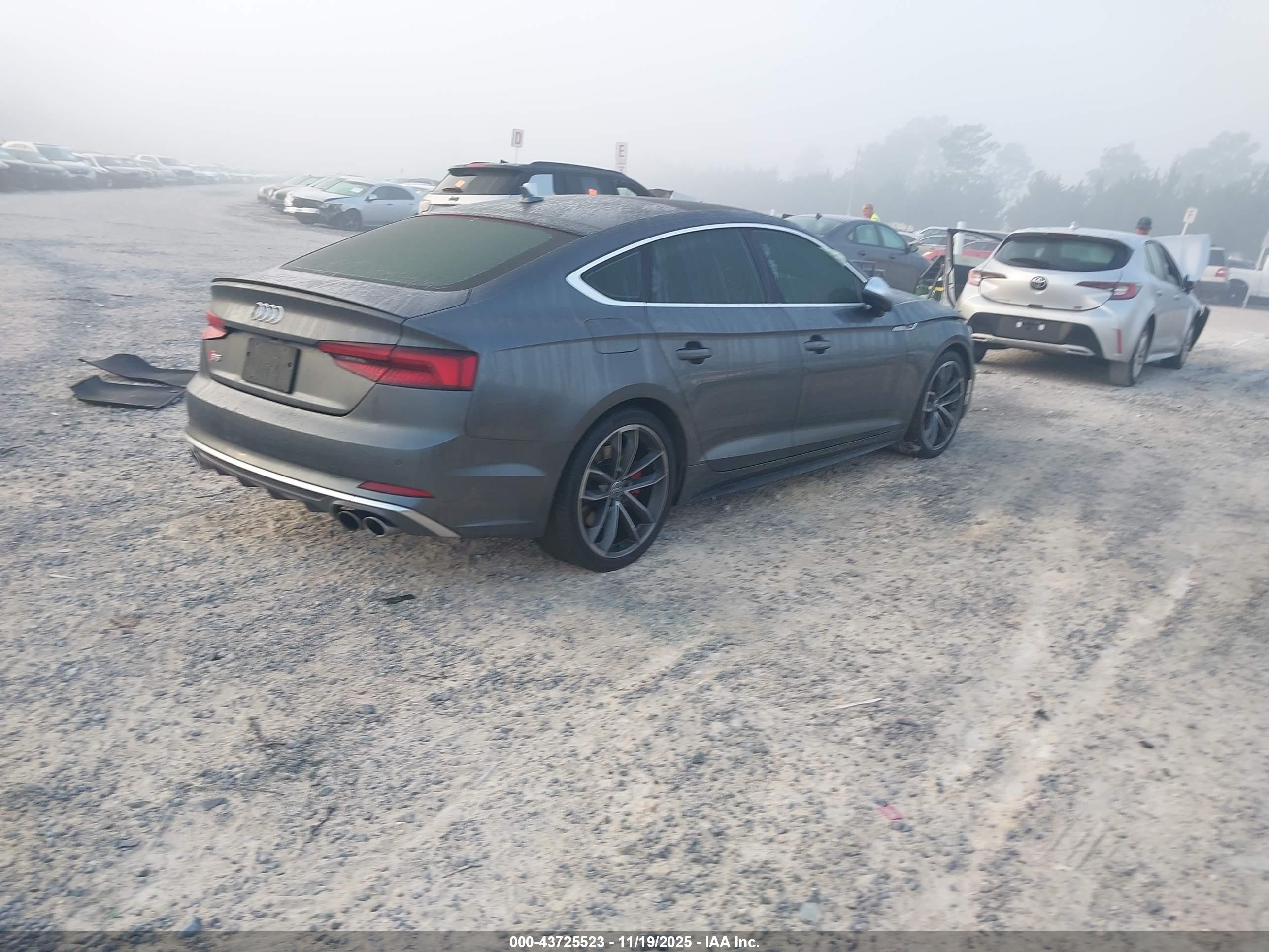 AUDI S5 image 4