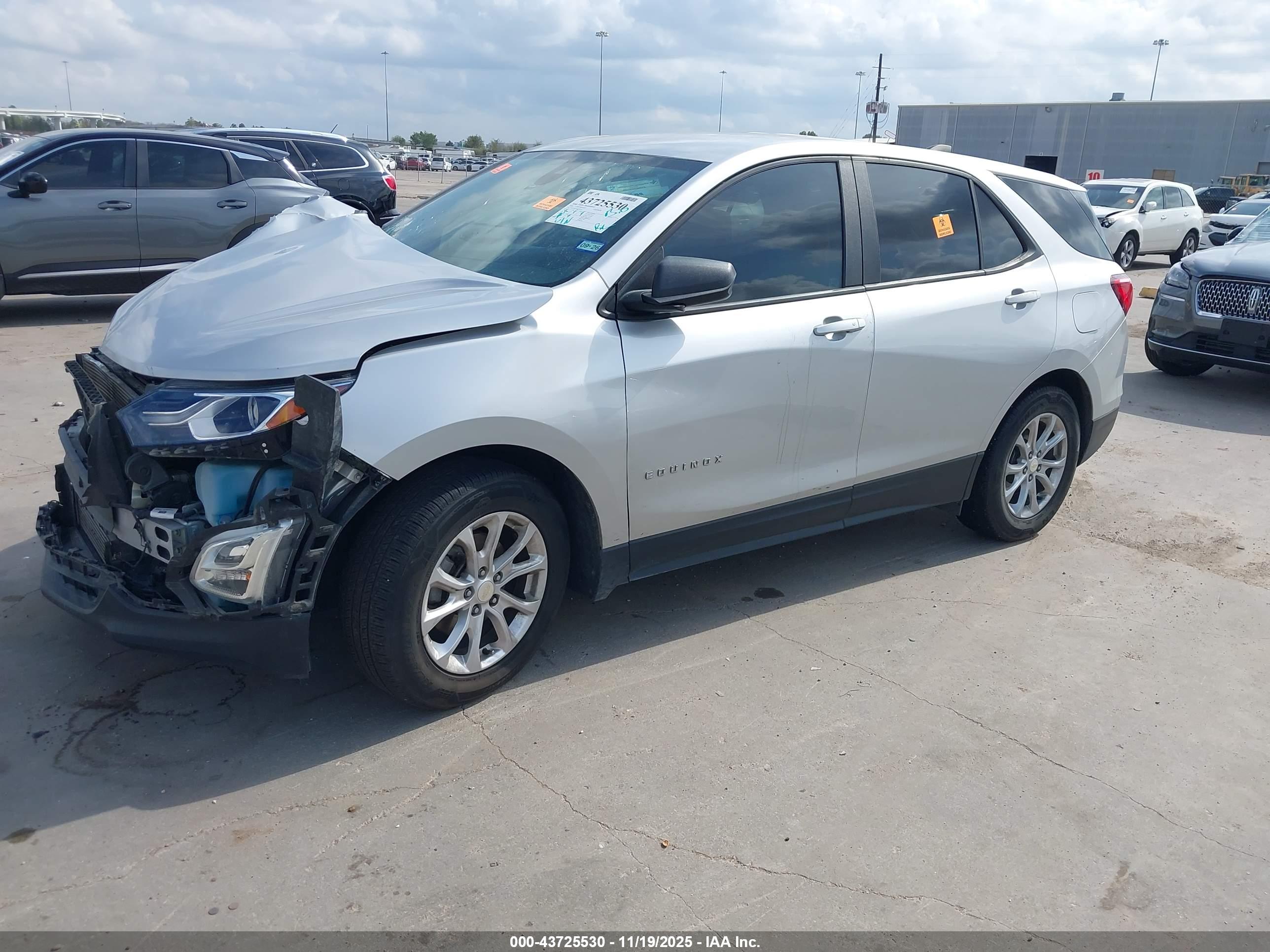 CHEVROLET EQUINOX image 2