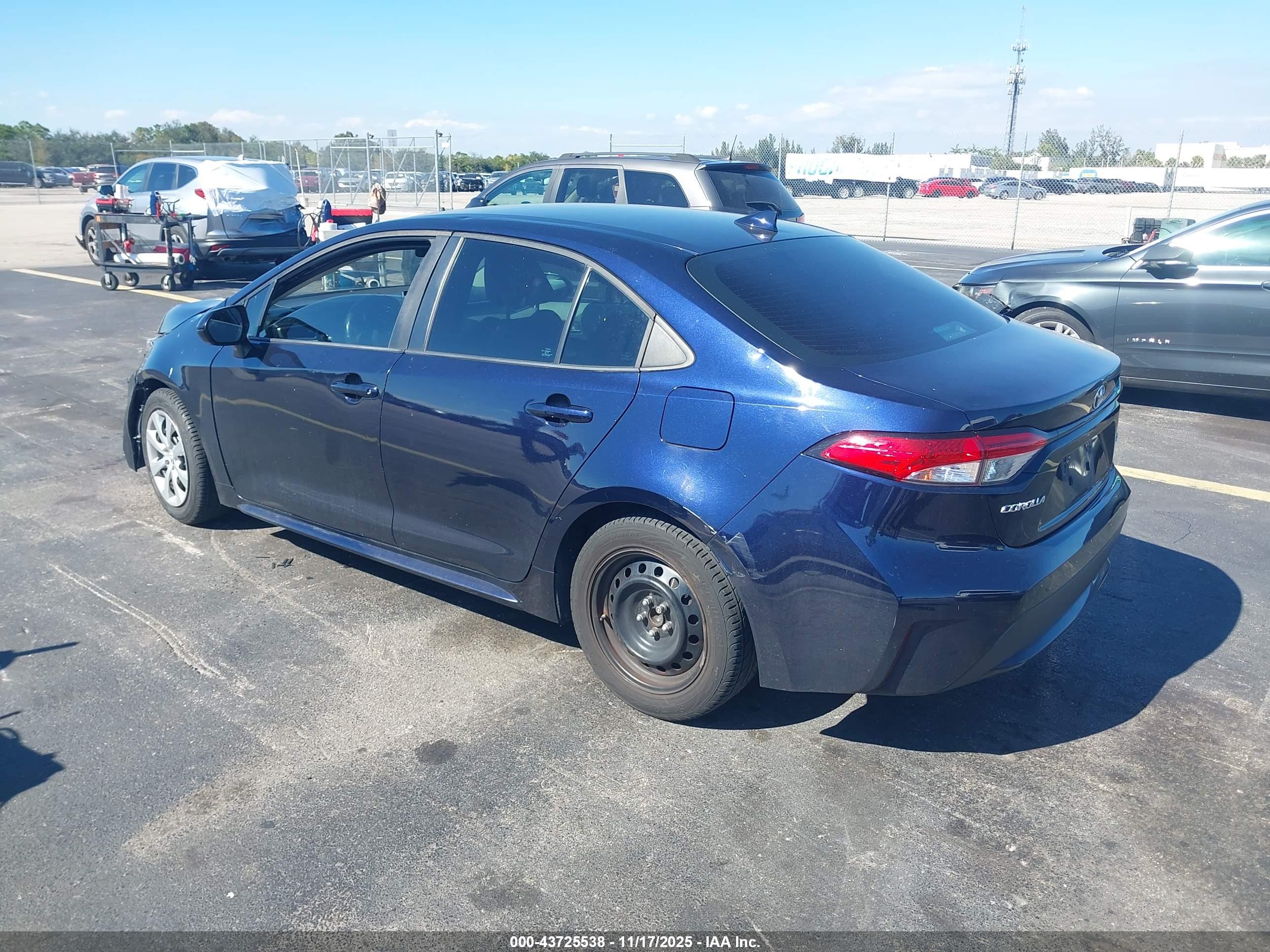 TOYOTA COROLLA image 3