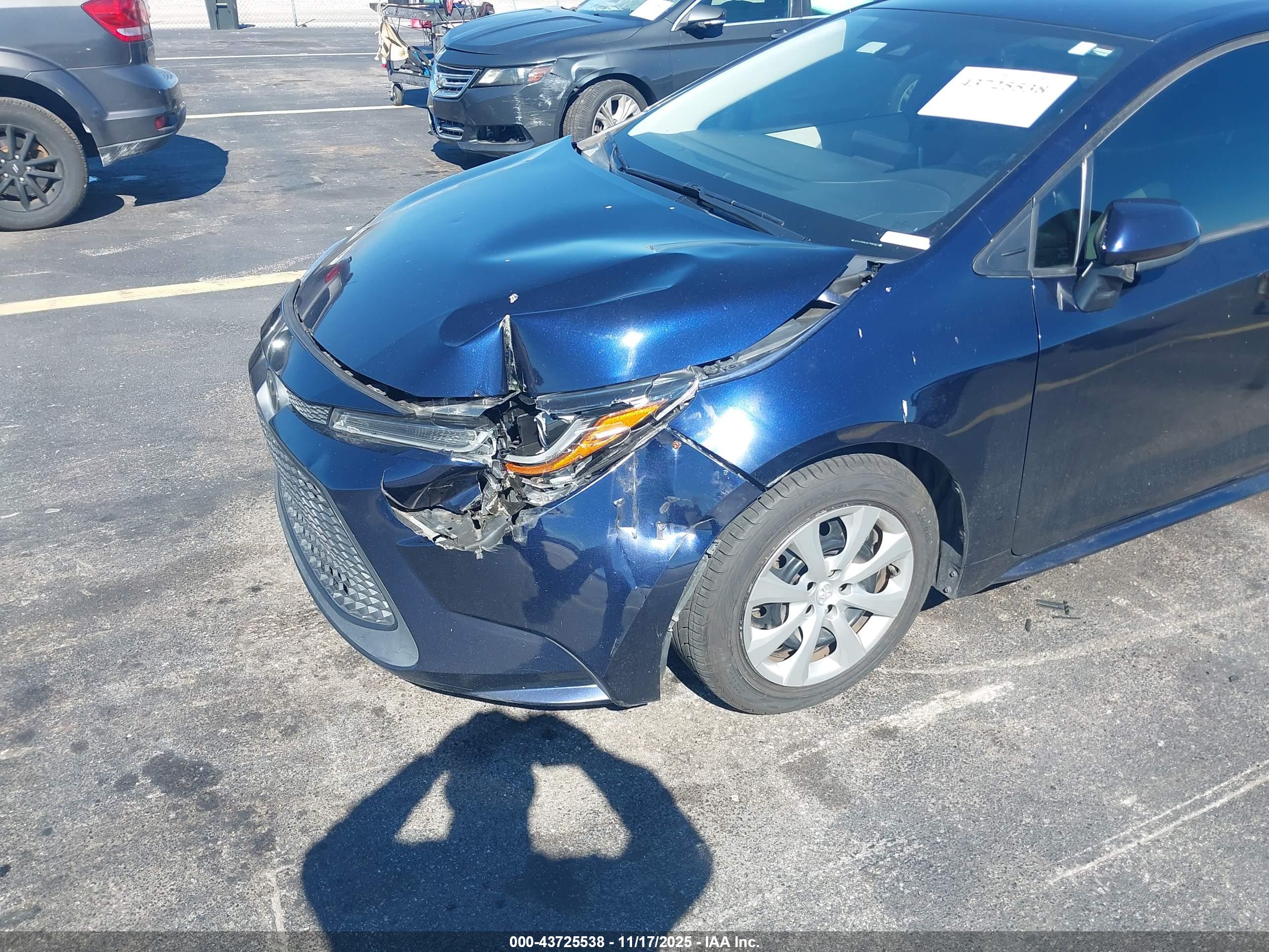 TOYOTA COROLLA image 6