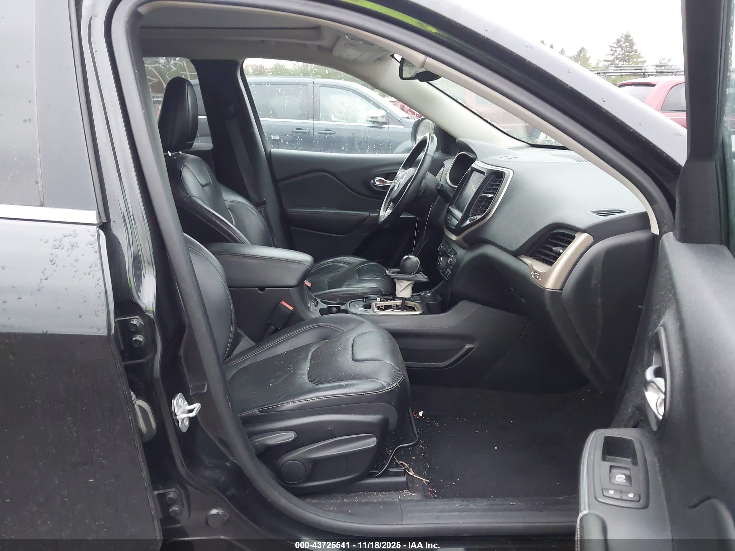 JEEP CHEROKEE image 5
