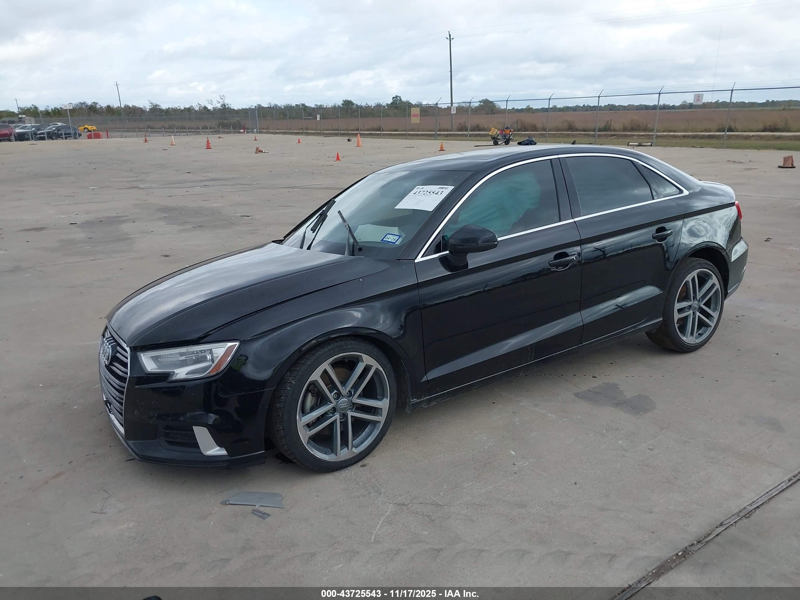 AUDI A3 image 2