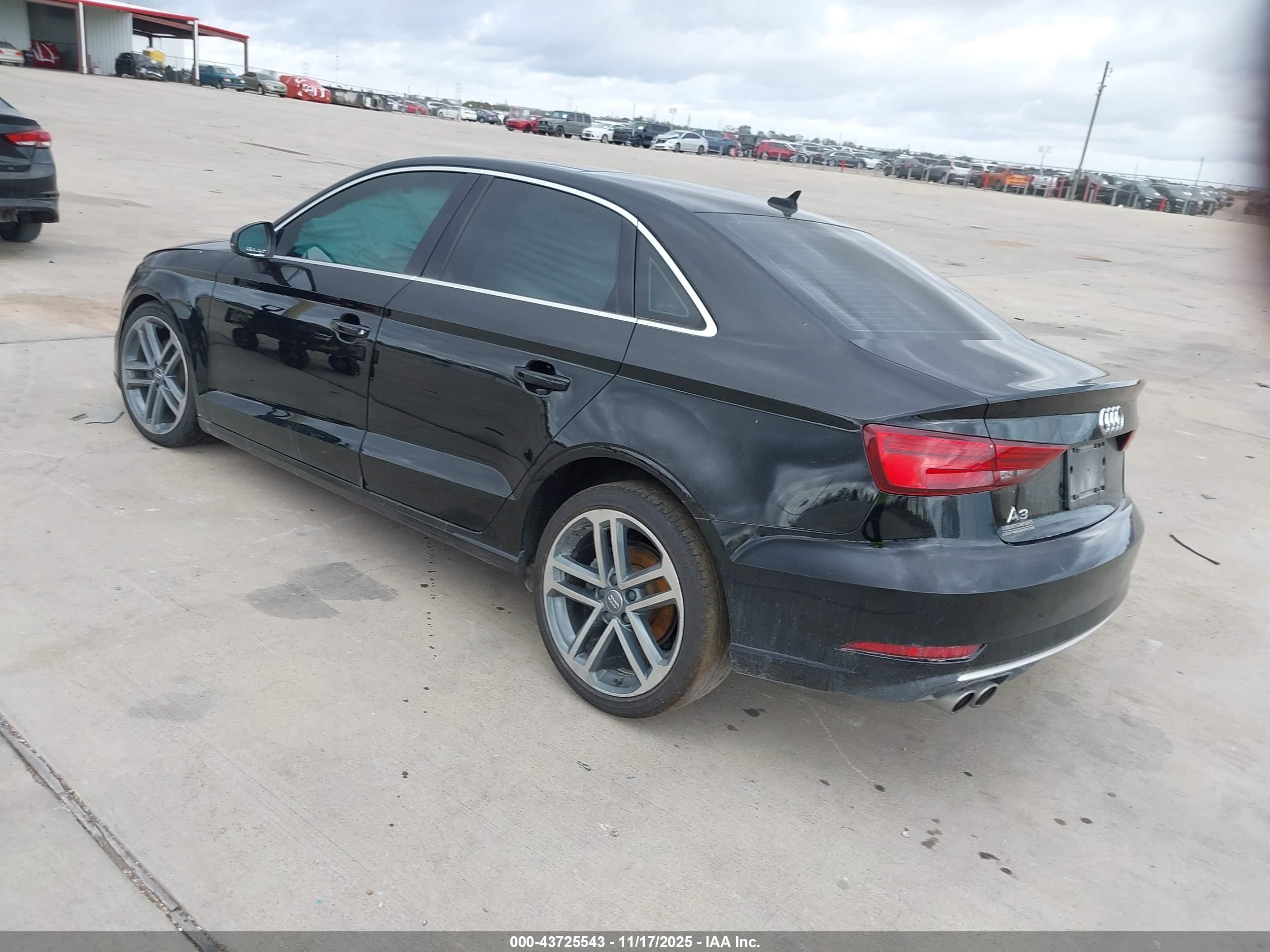 AUDI A3 image 3