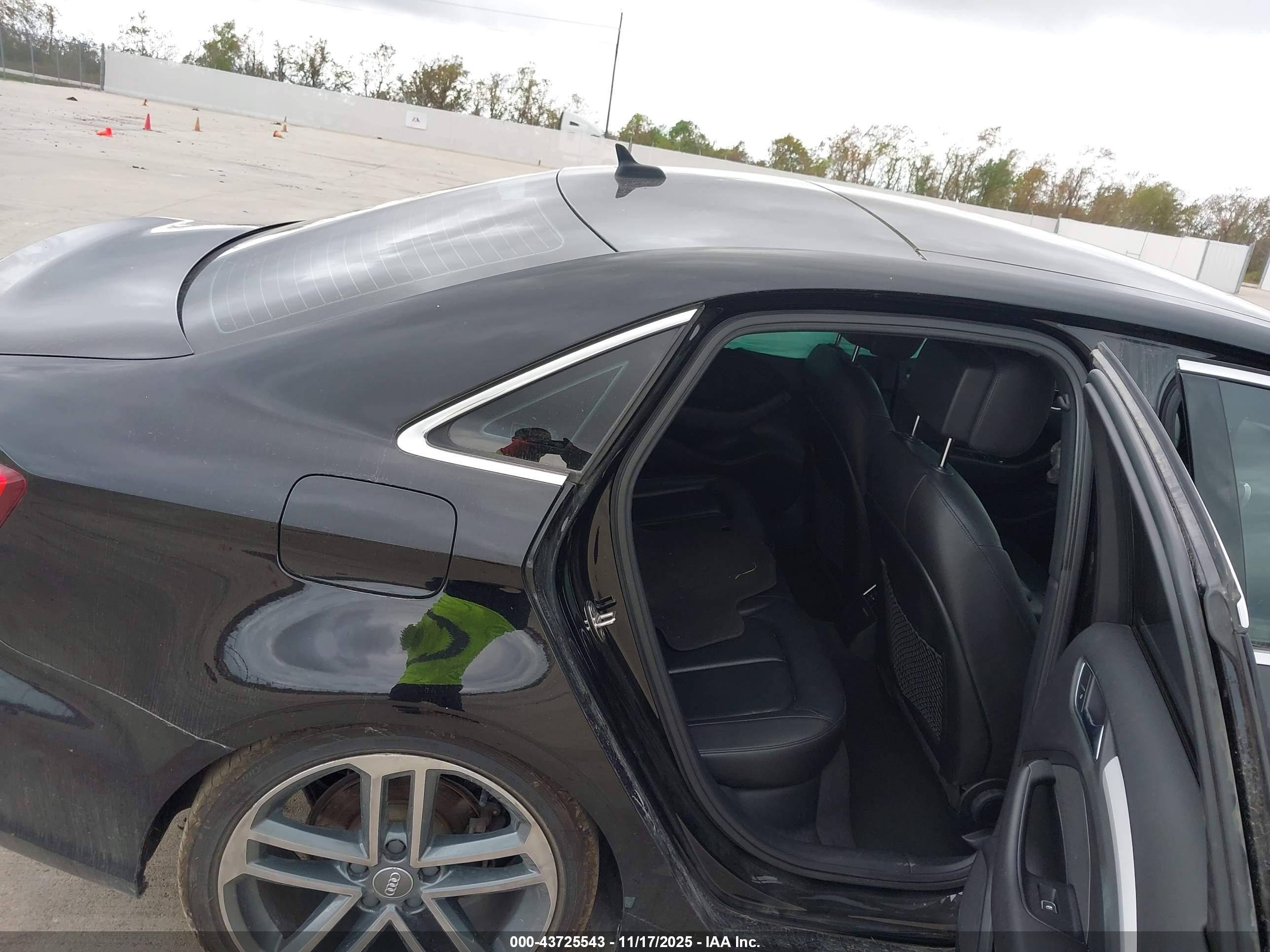 AUDI A3 image 8