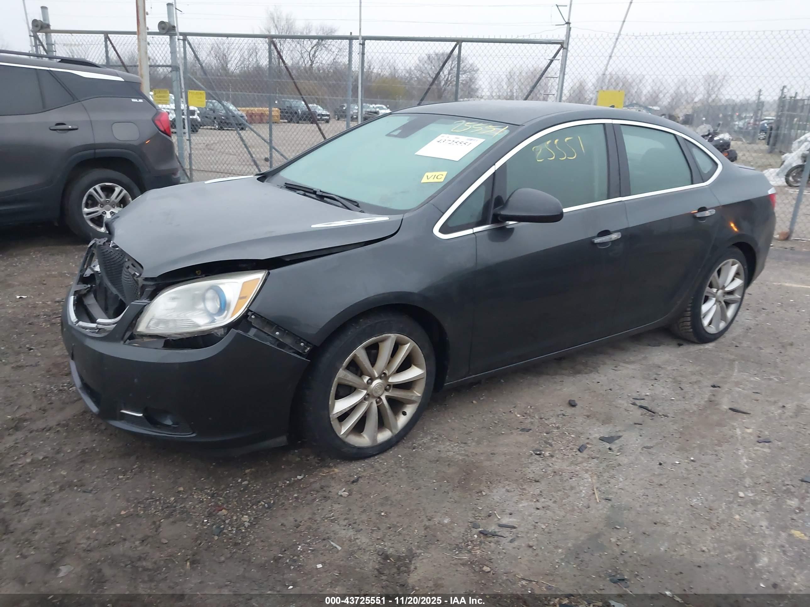BUICK VERANO image 2