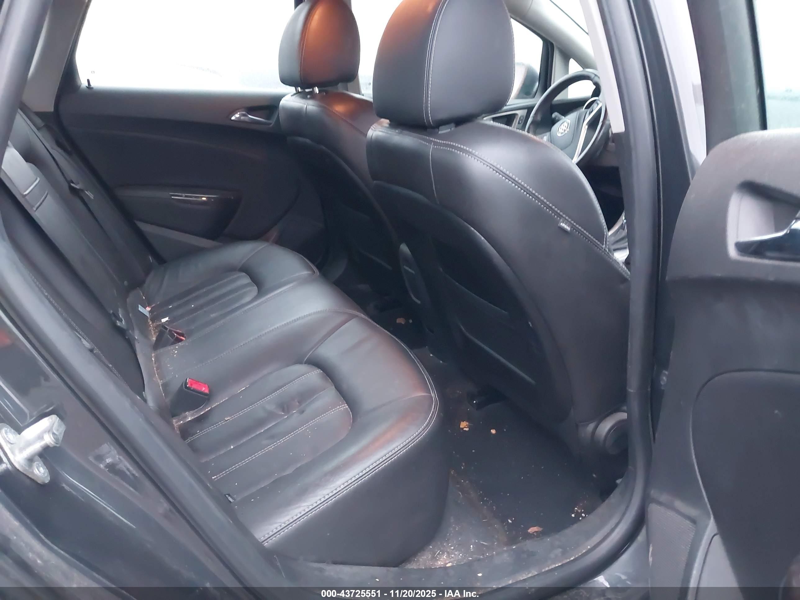BUICK VERANO image 8