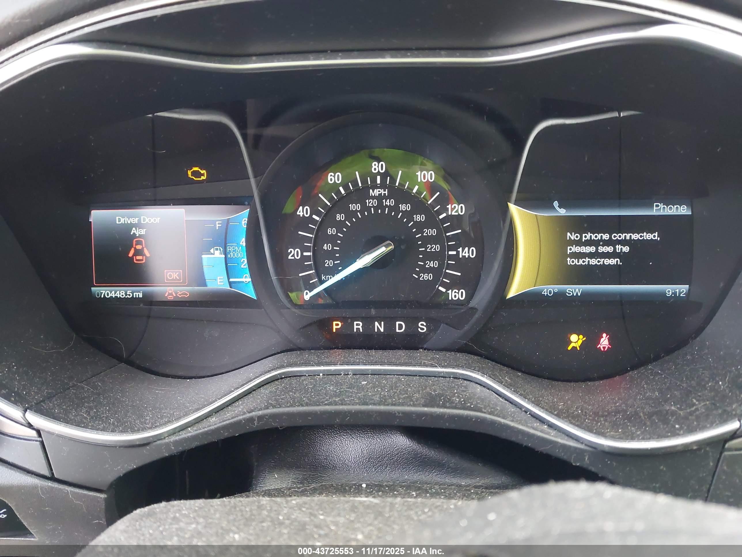 FORD FUSION image 7