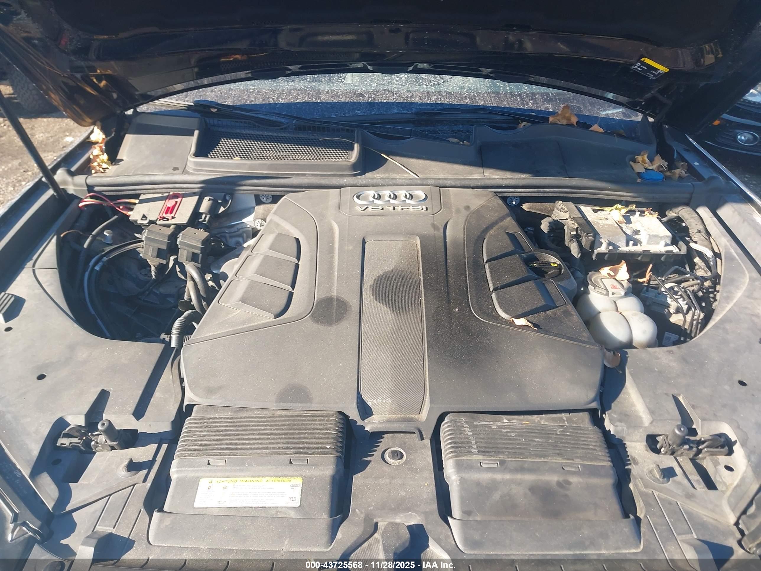 AUDI Q7 image 10