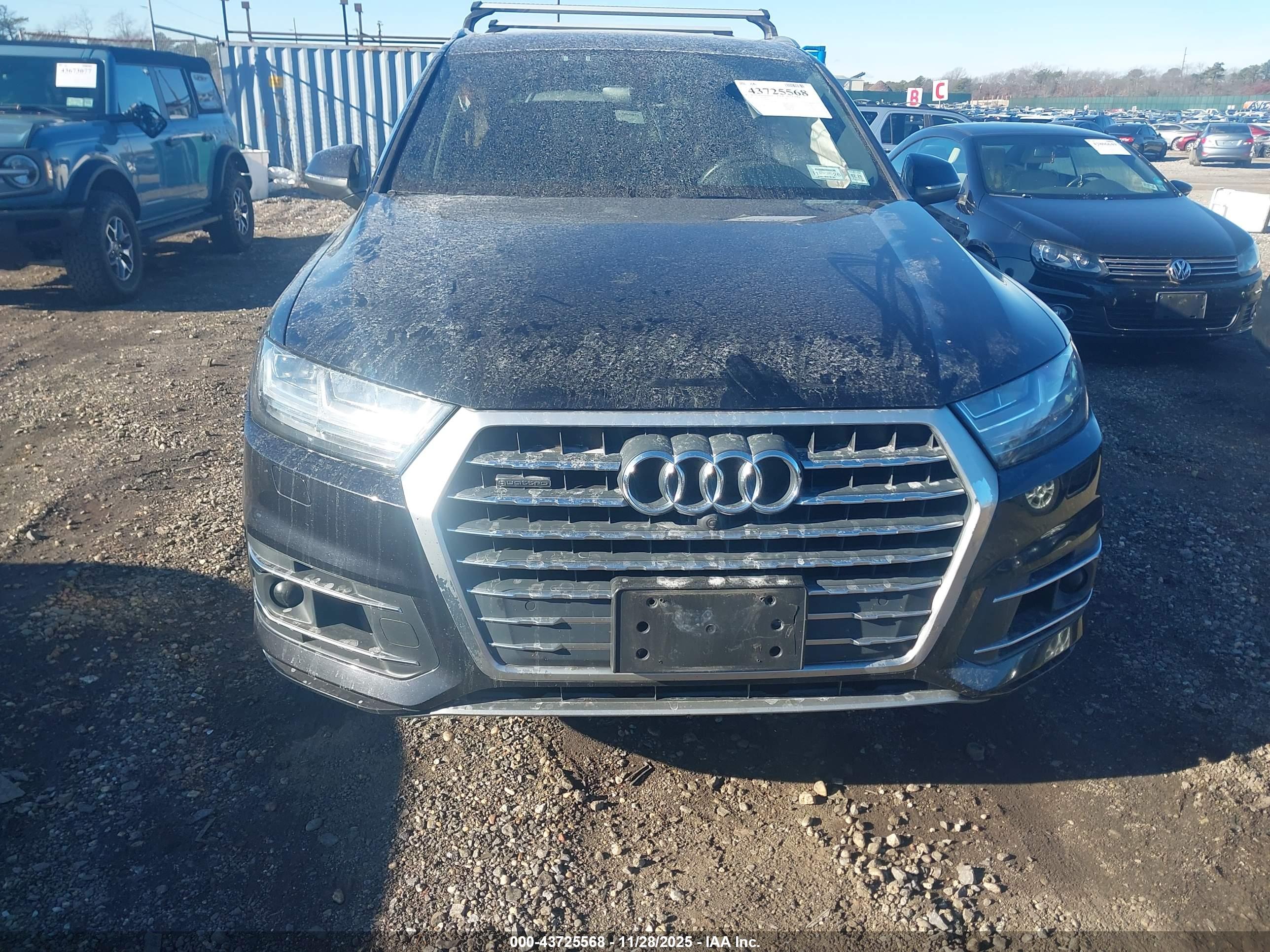 AUDI Q7 image 6
