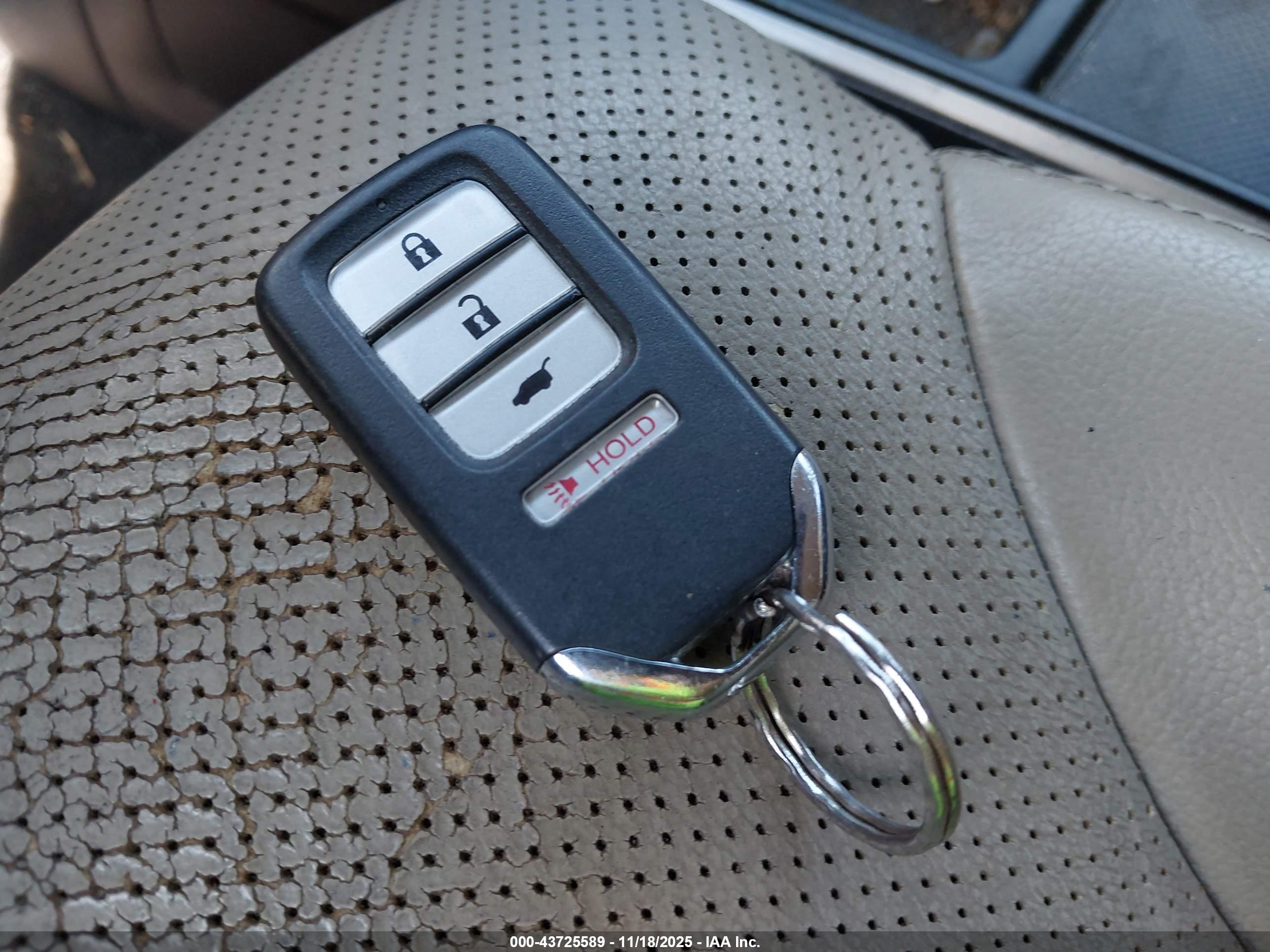 HONDA CR-V image 11
