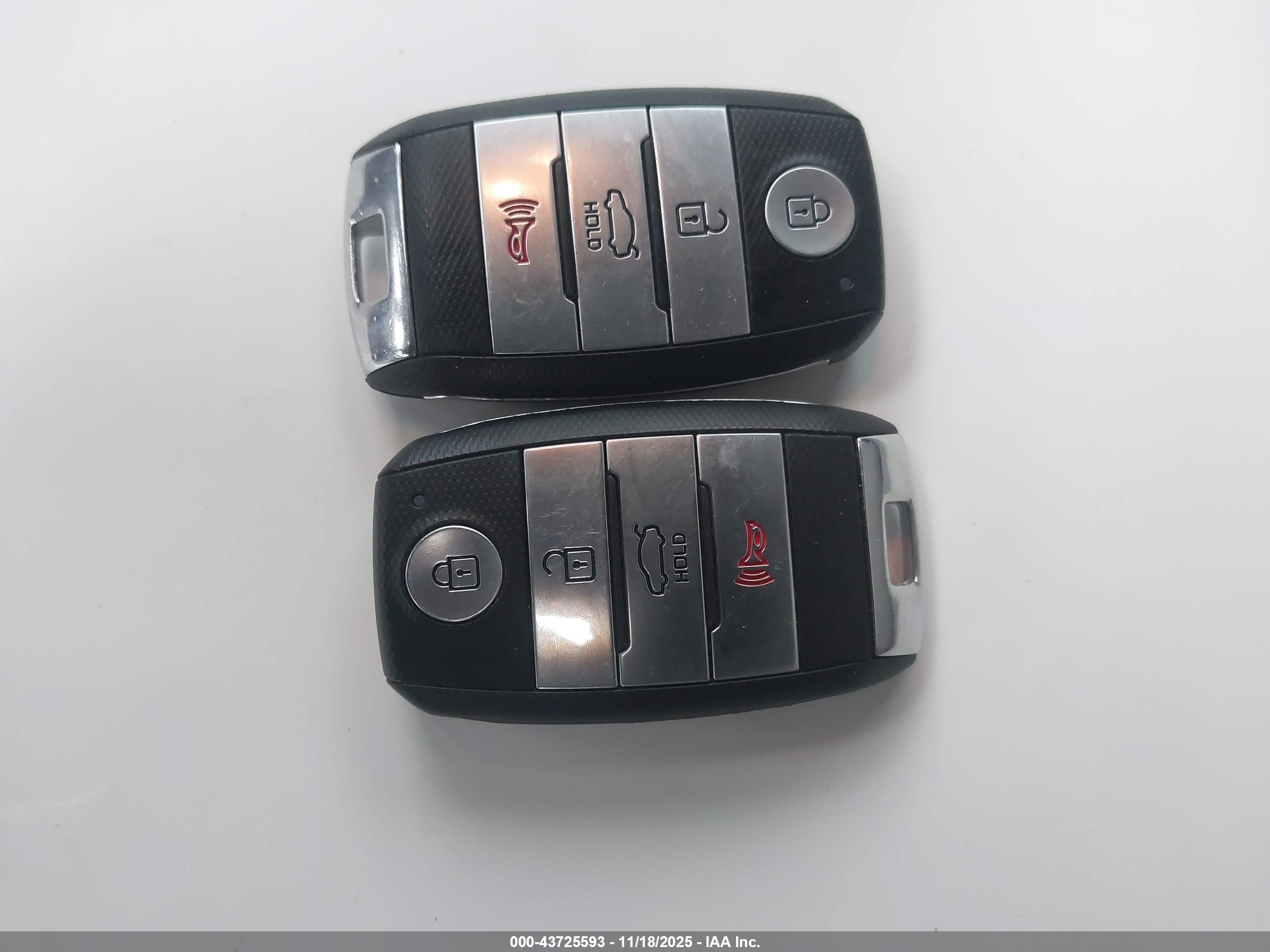 KIA RIO image 11