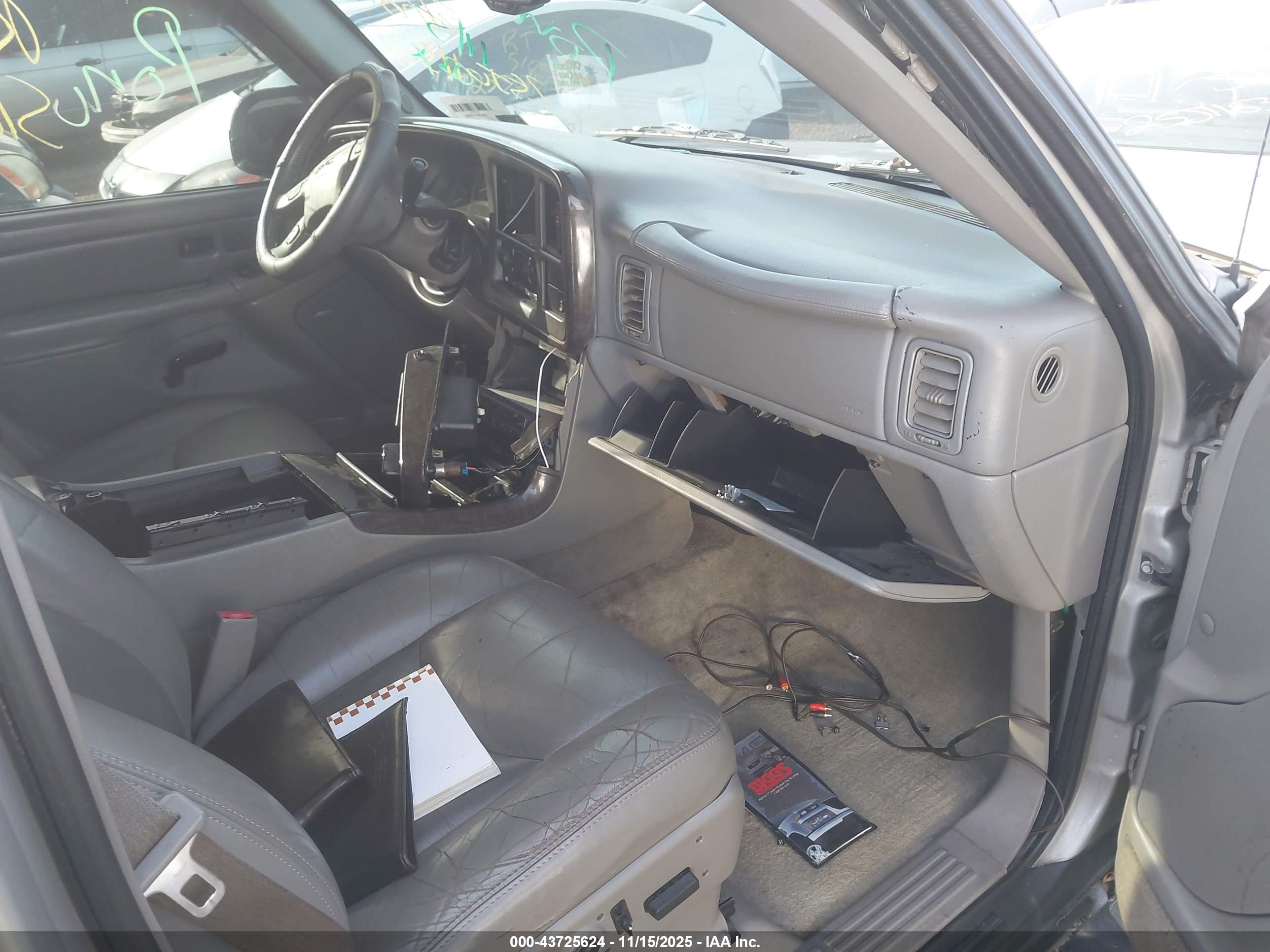 GMC YUKON image 5