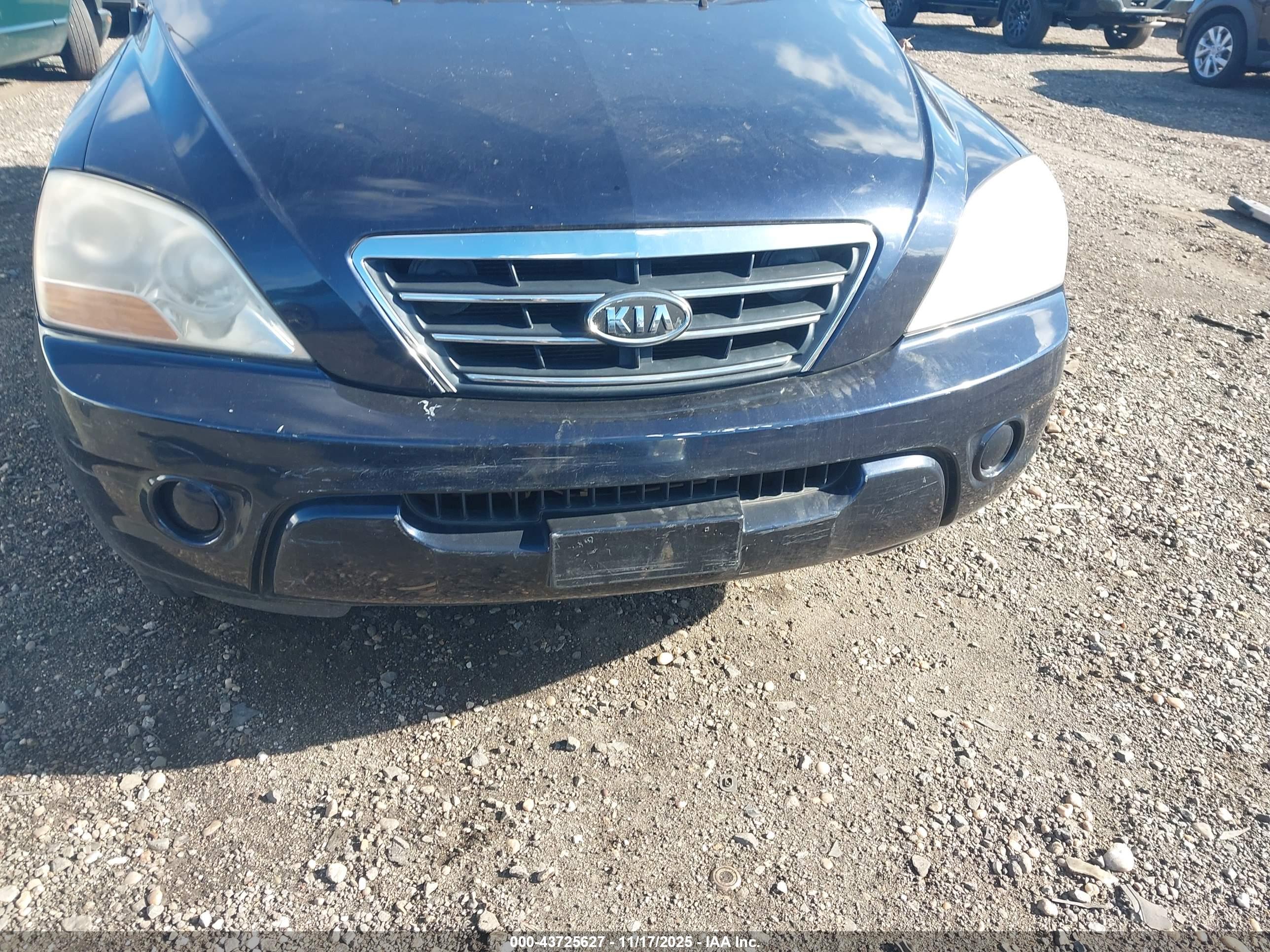 KIA SORENTO image 6