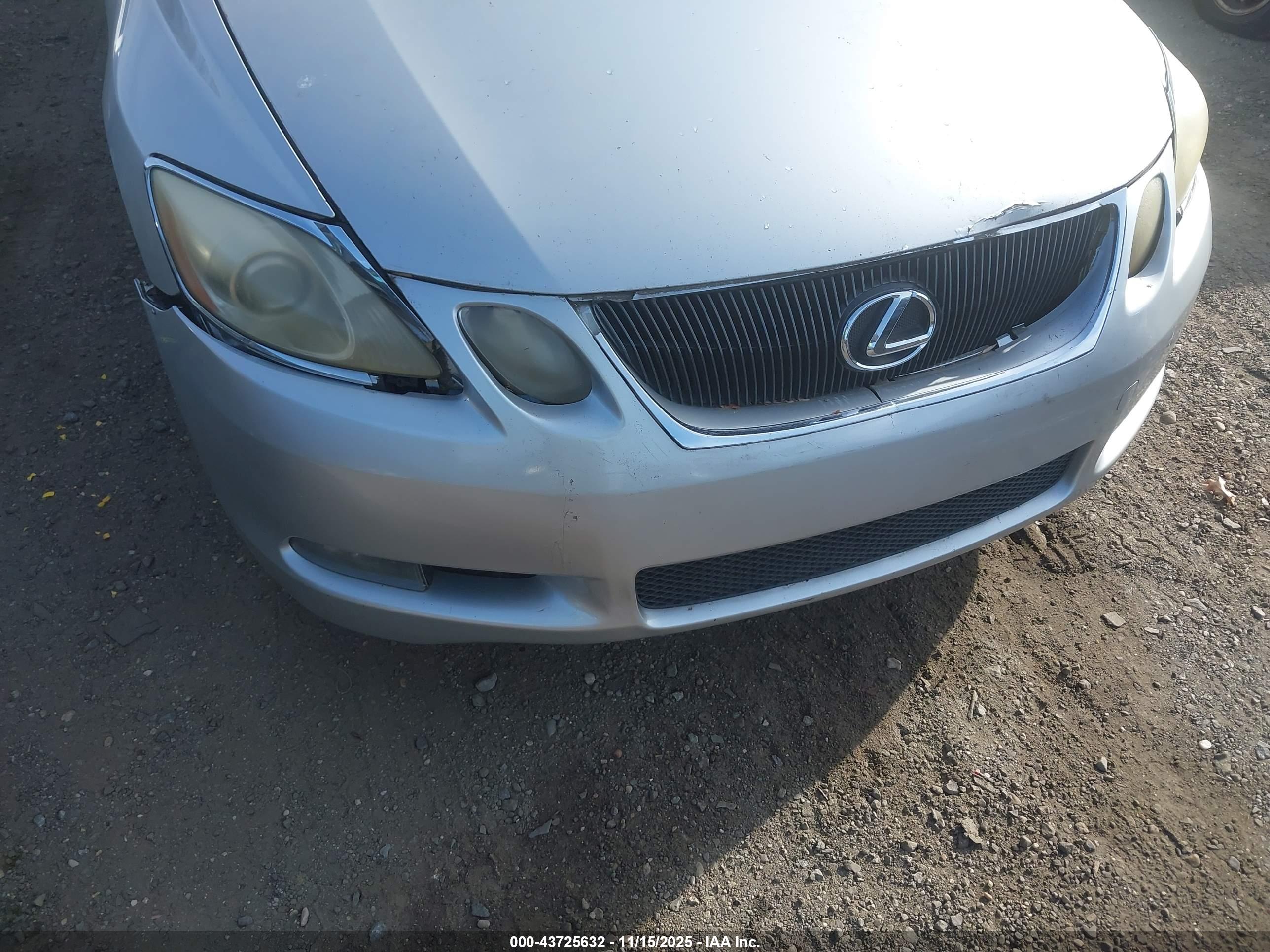 LEXUS GS image 6