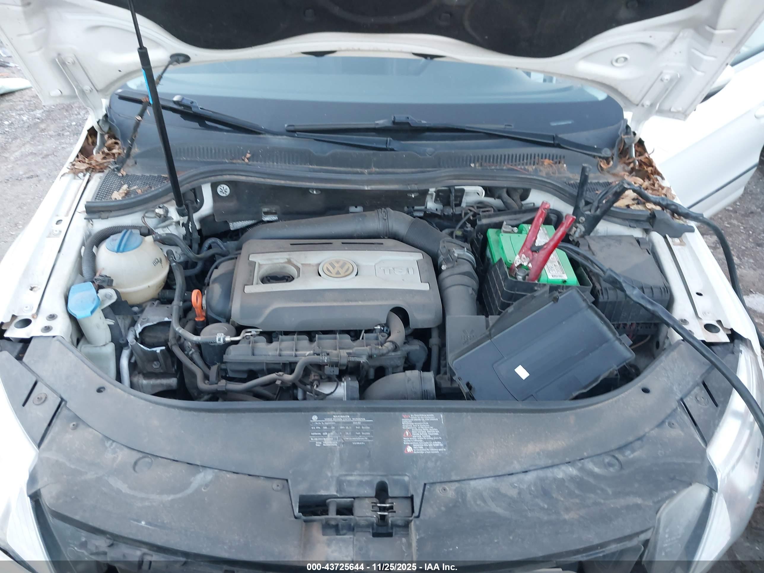VOLKSWAGEN CC image 10
