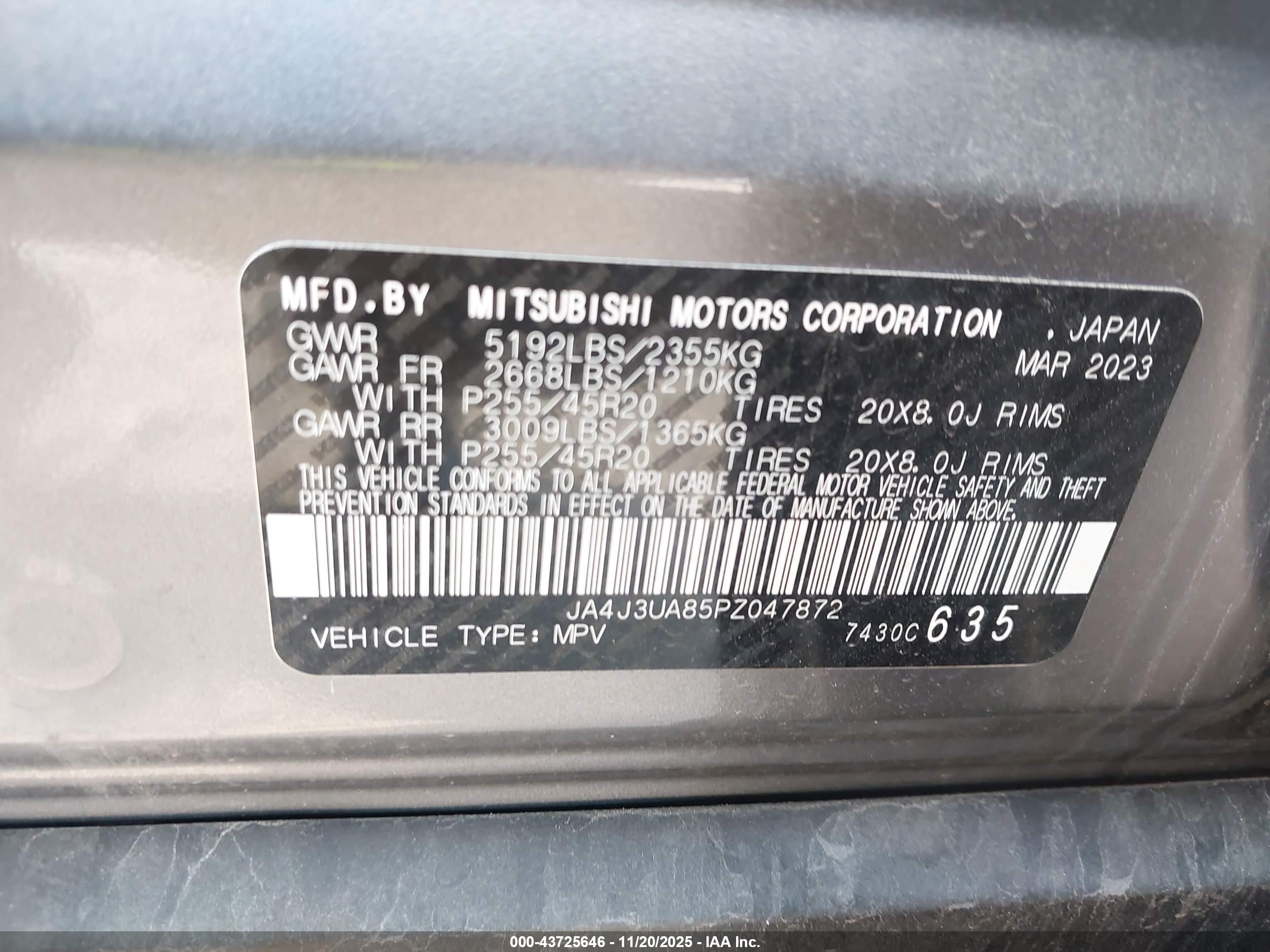 MITSUBISHI OUTLANDER image 9