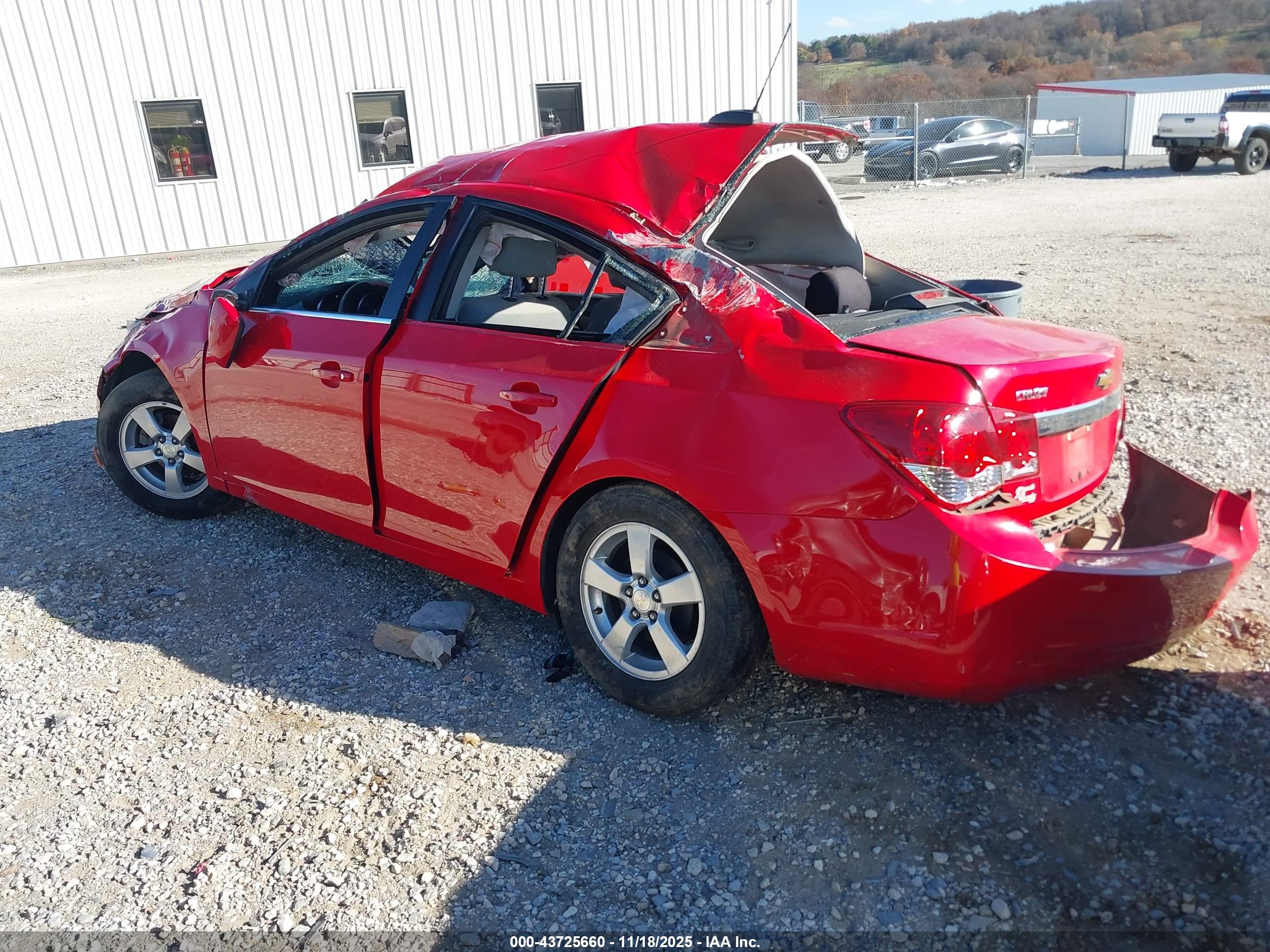 CHEVROLET CRUZE image 3