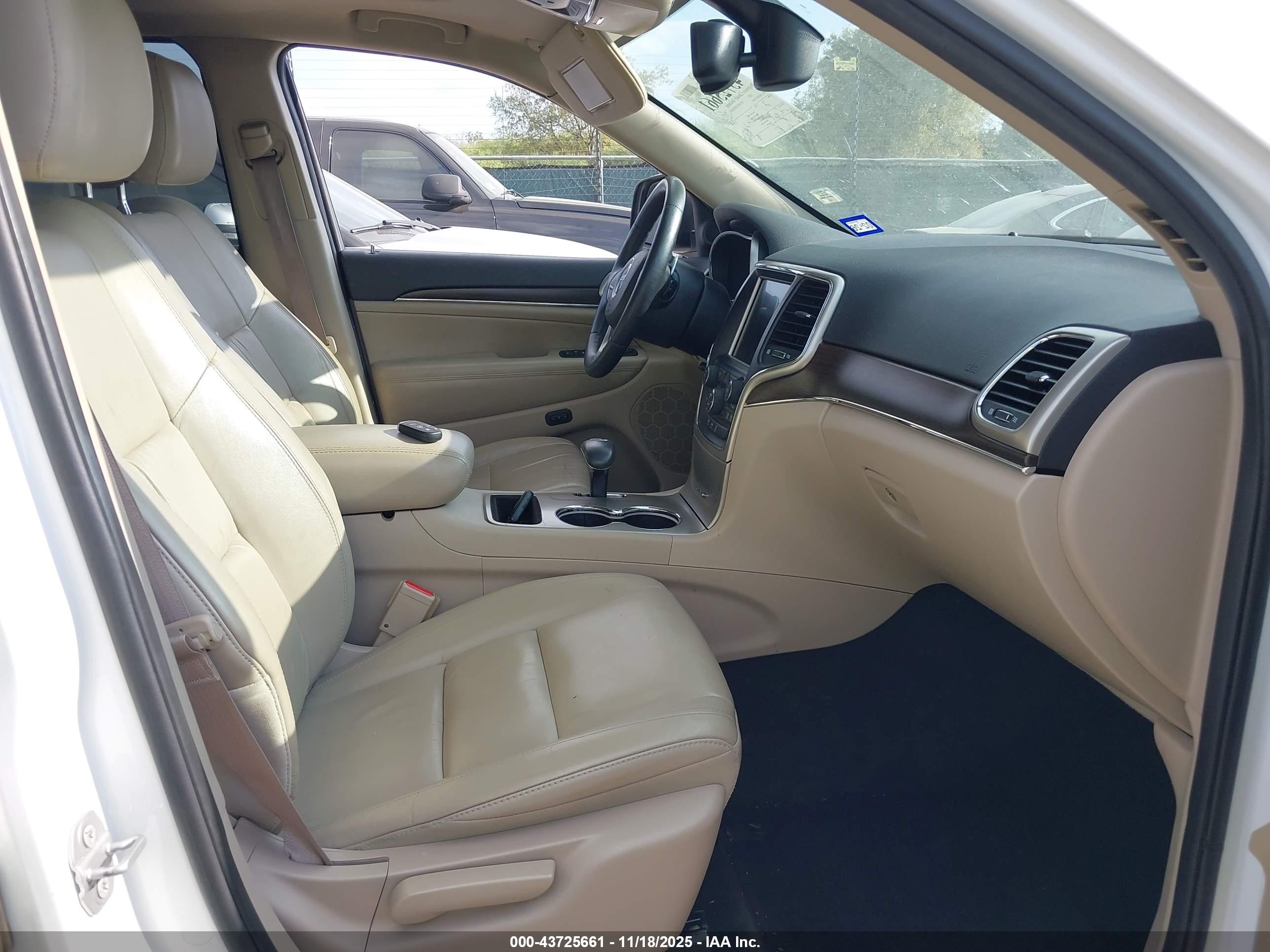 JEEP GRAND image 5