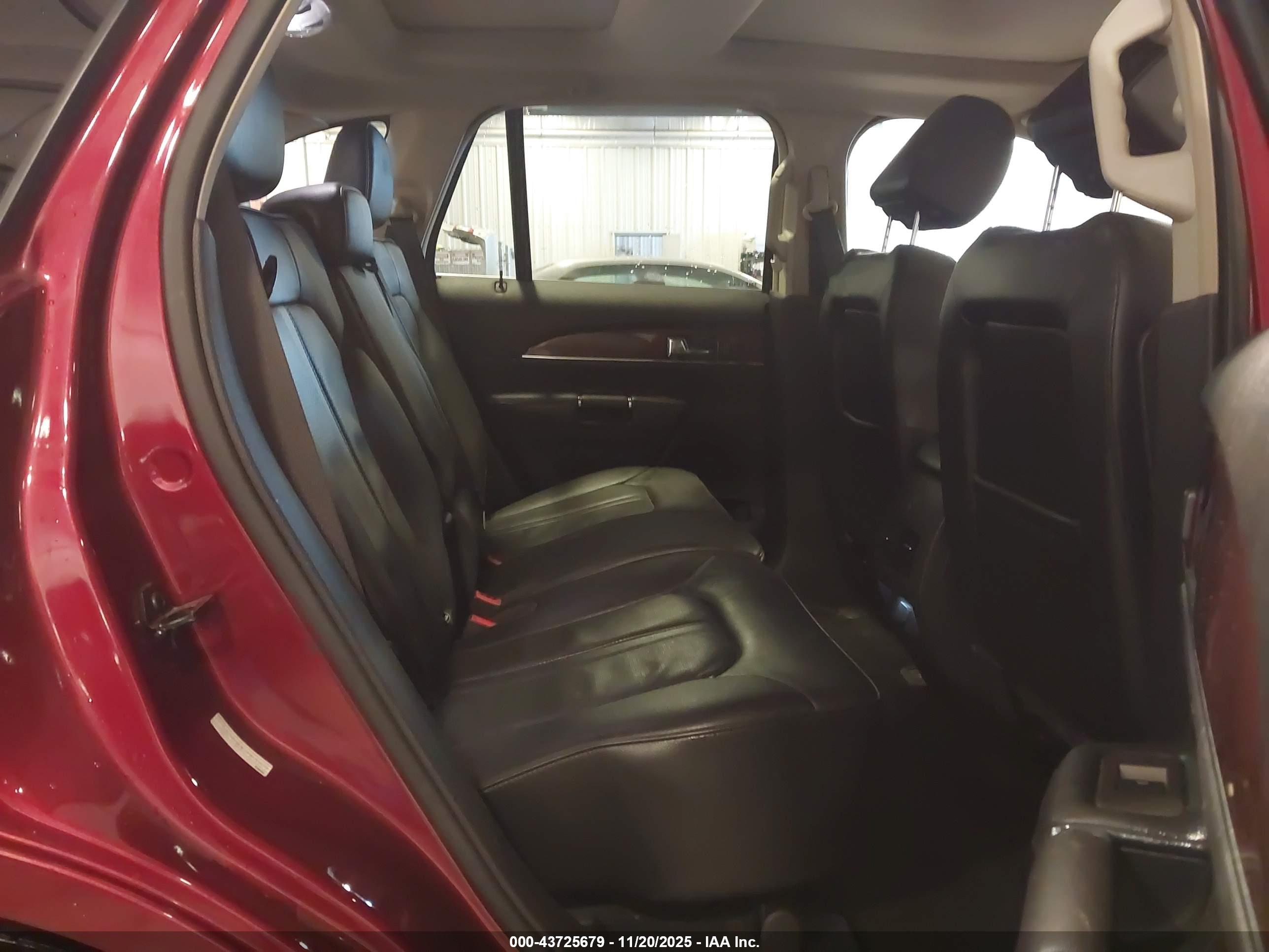 LINCOLN MKX image 8
