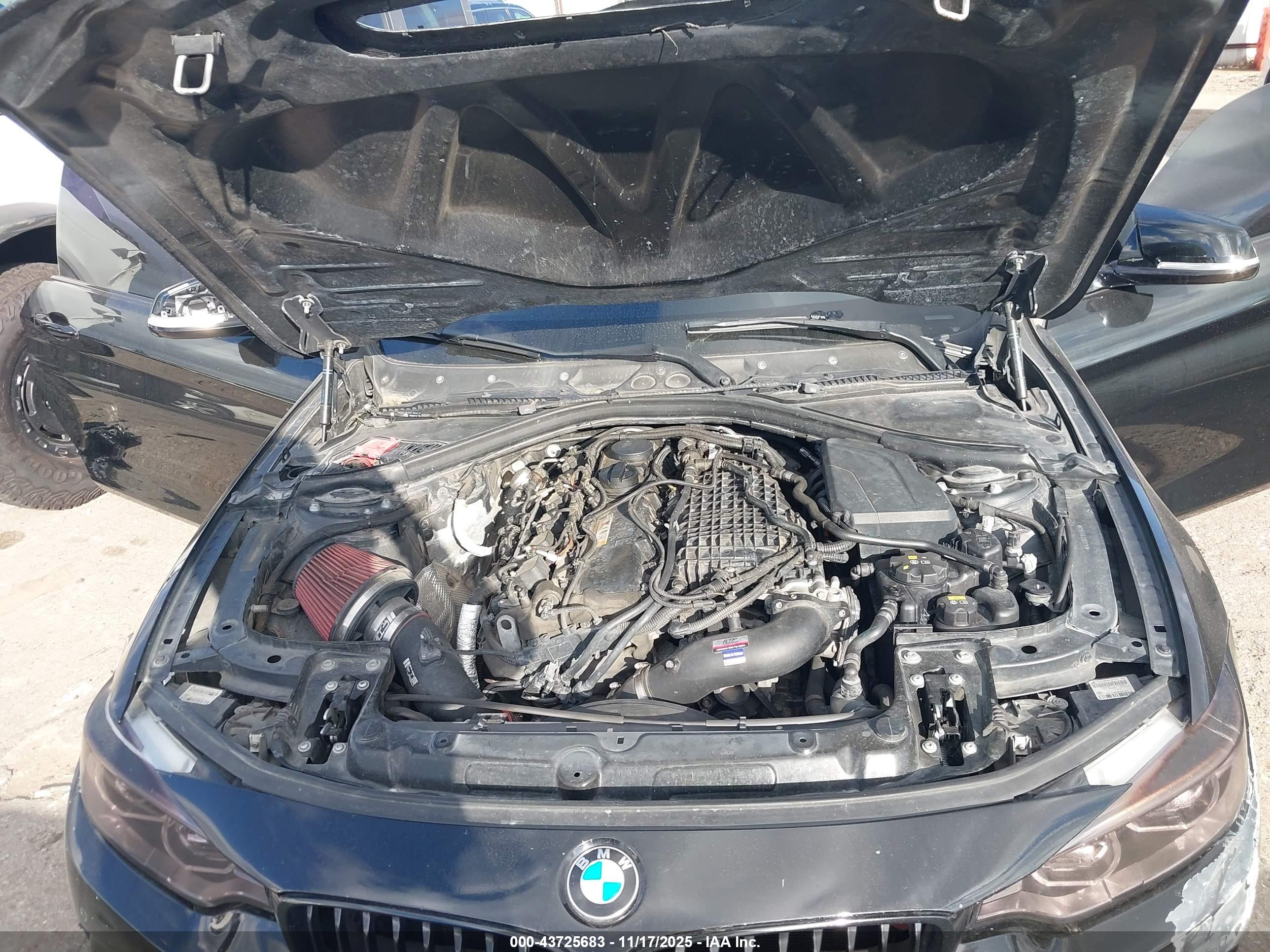 BMW 440I image 10