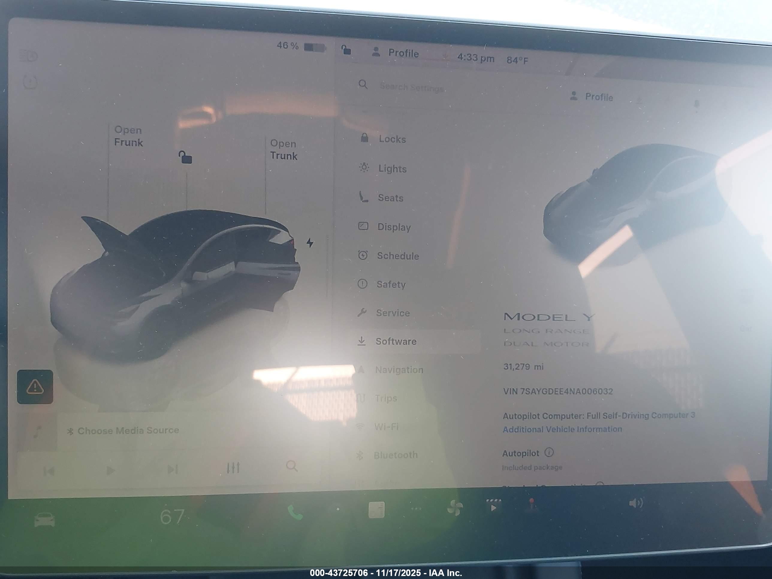 TESLA MODEL image 7