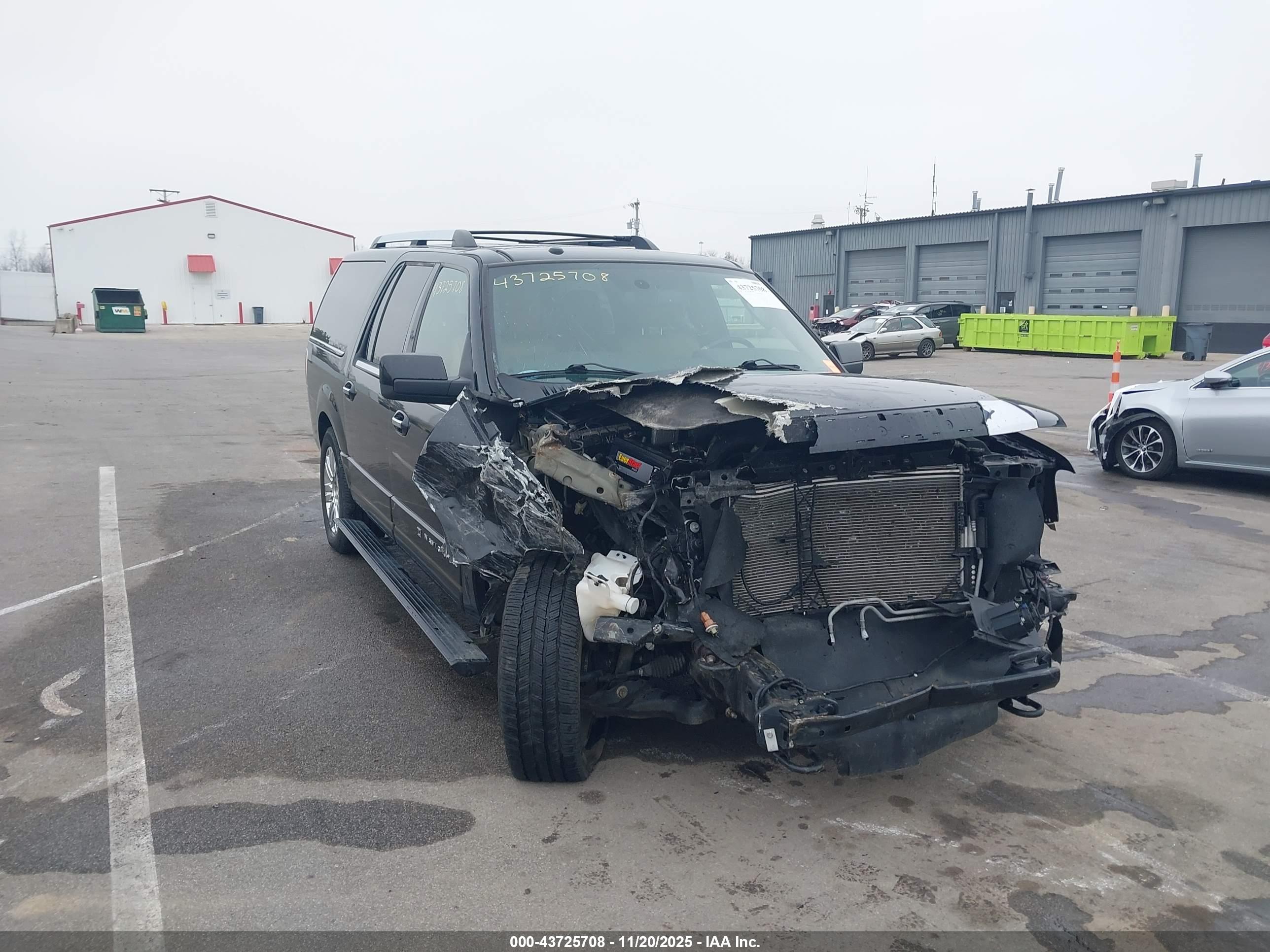 LINCOLN NAVIGATOR image 6