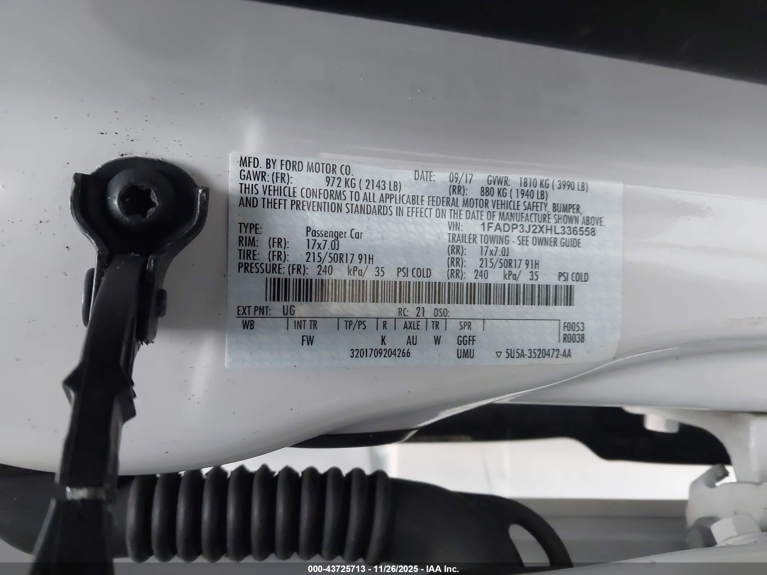 FORD FOCUS image 9