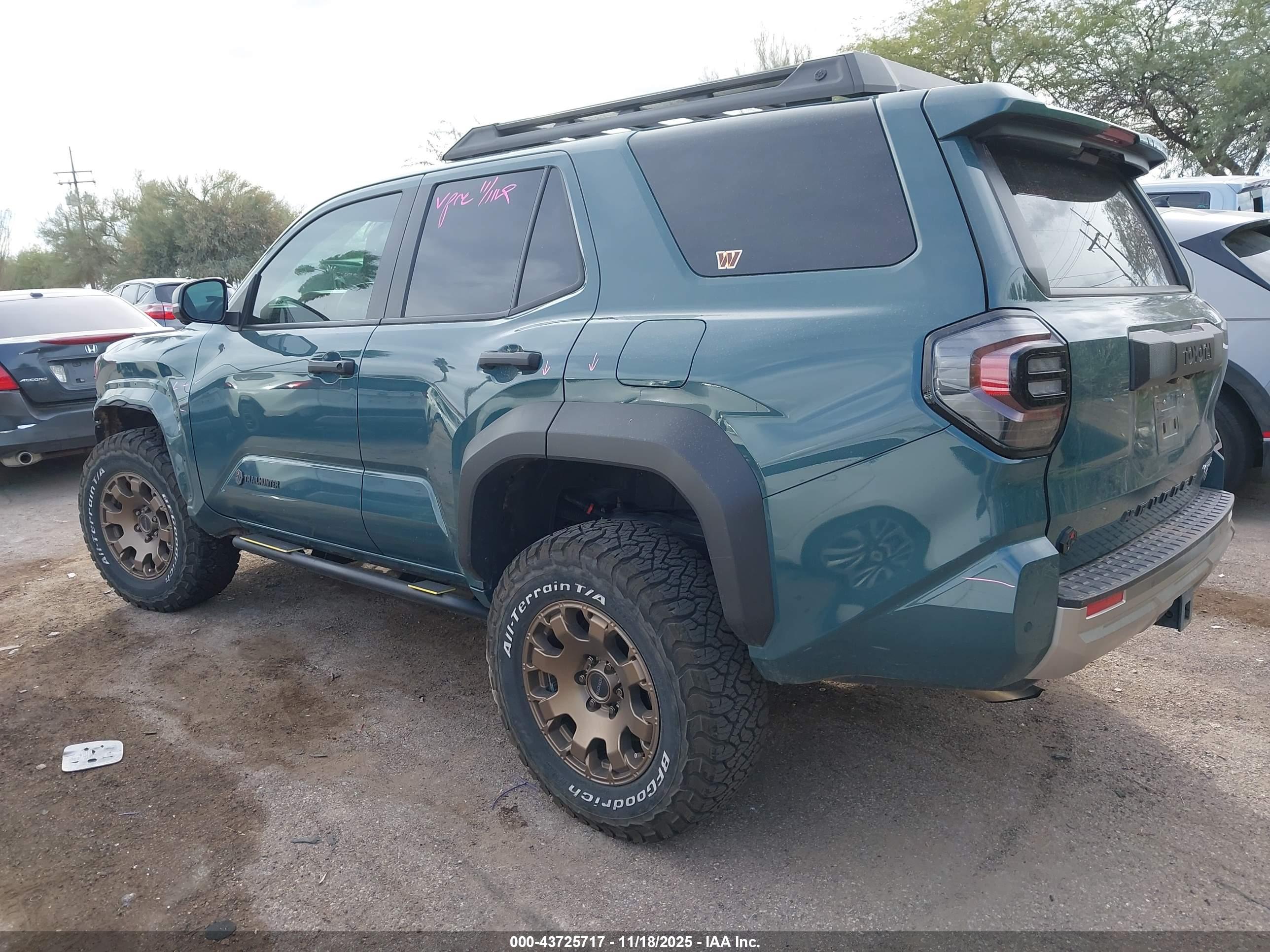 TOYOTA 4RUNNER image 3