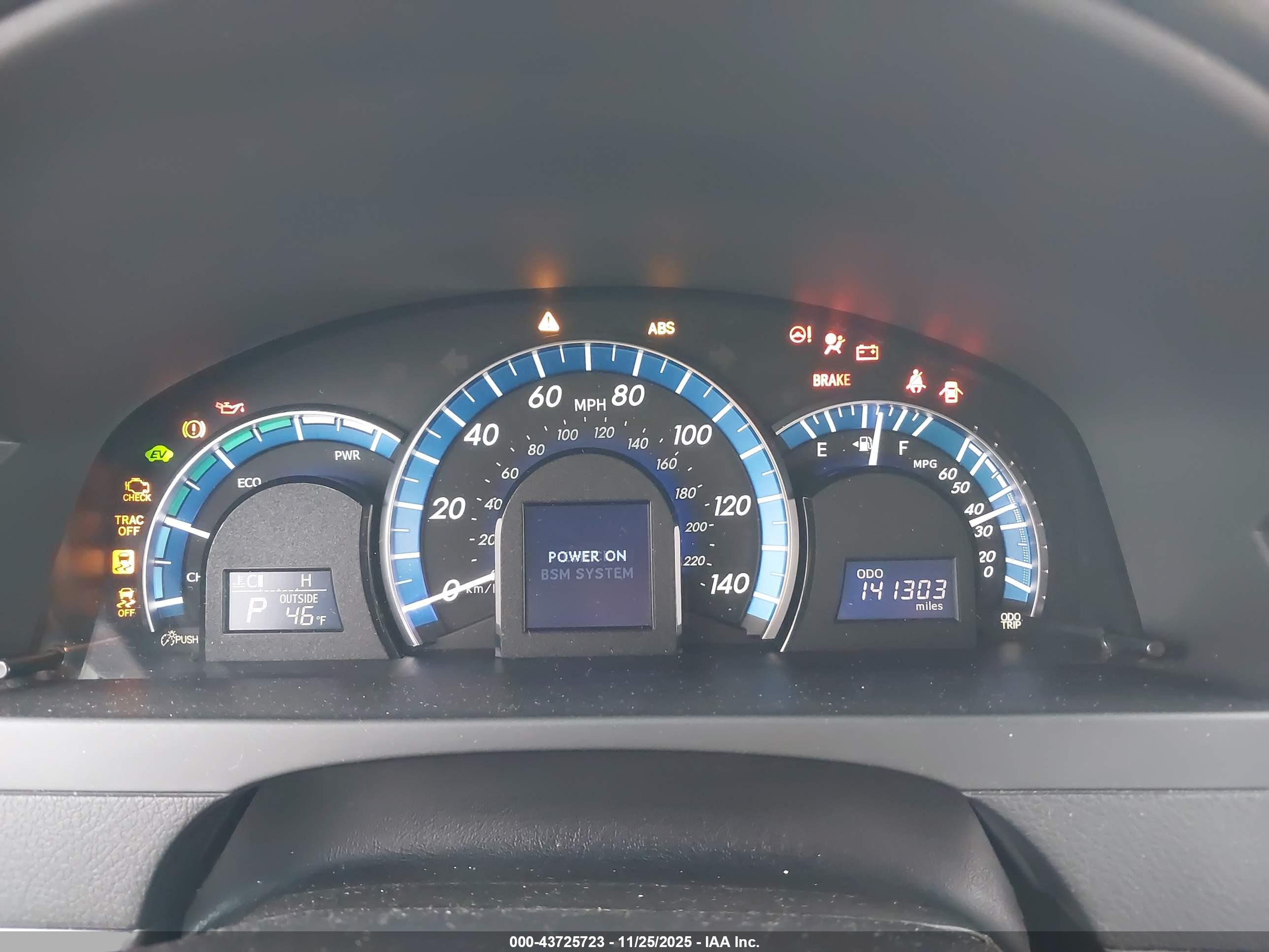 TOYOTA CAMRY image 7