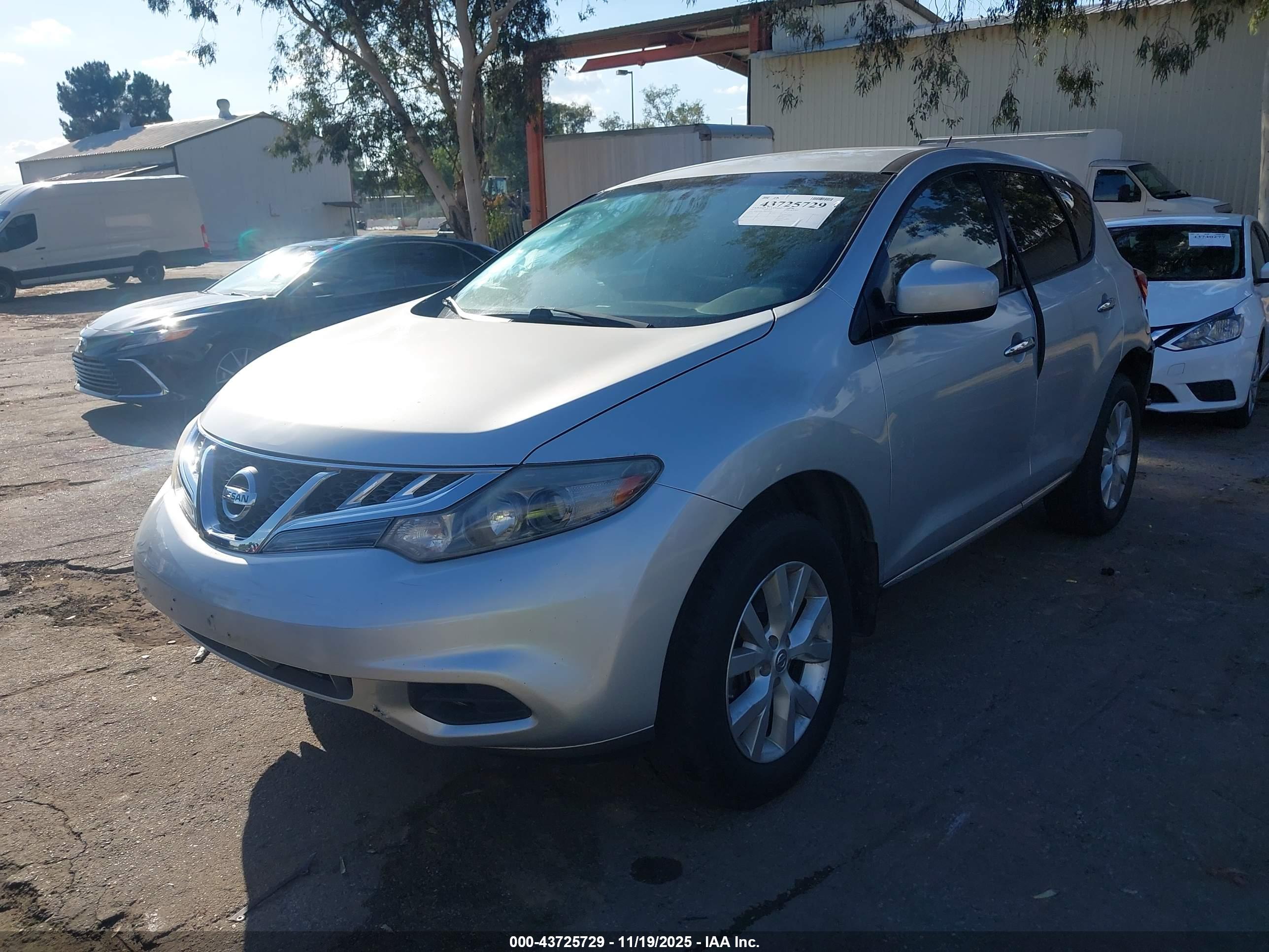 NISSAN MURANO image 2