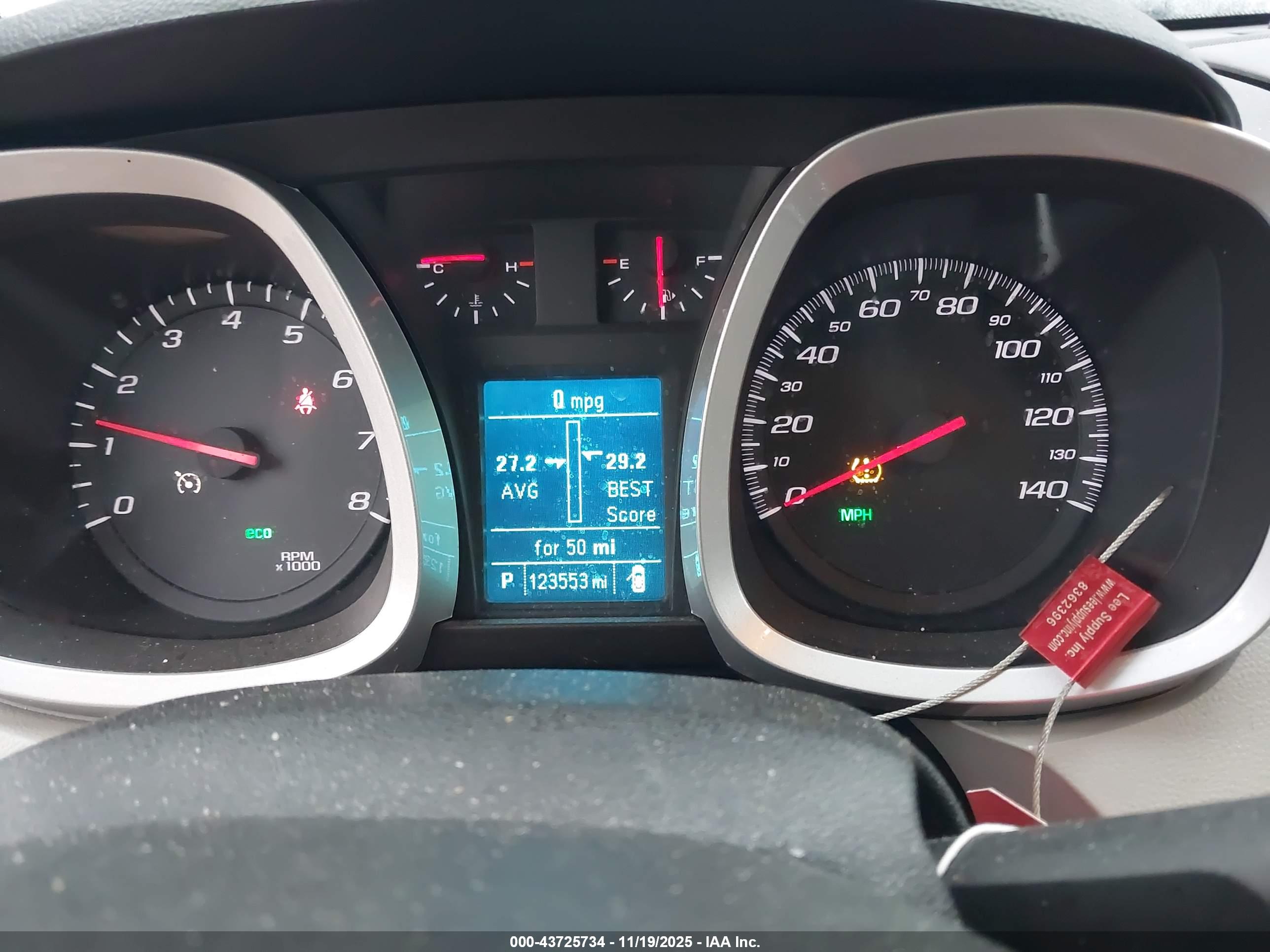 CHEVROLET EQUINOX image 7