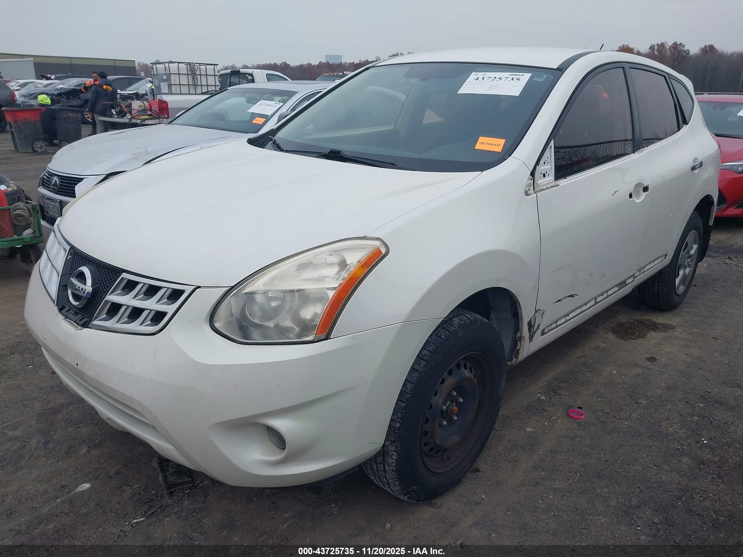 NISSAN ROGUE image 2