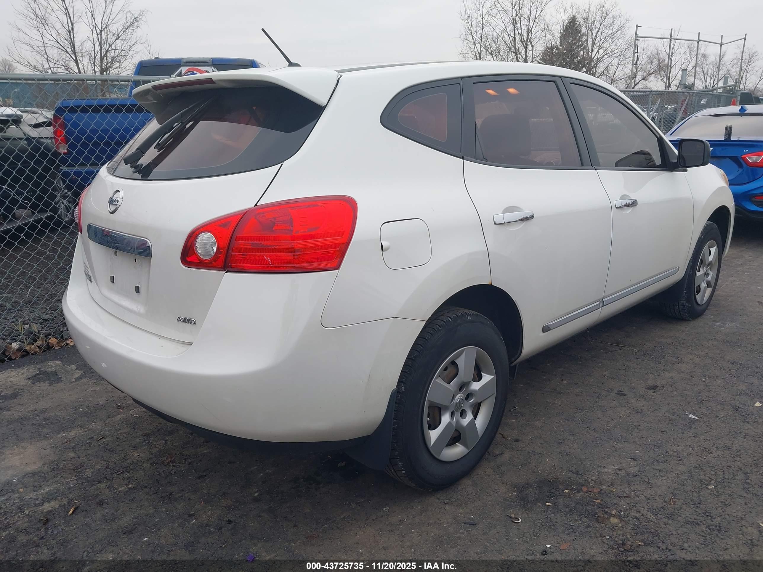 NISSAN ROGUE image 4