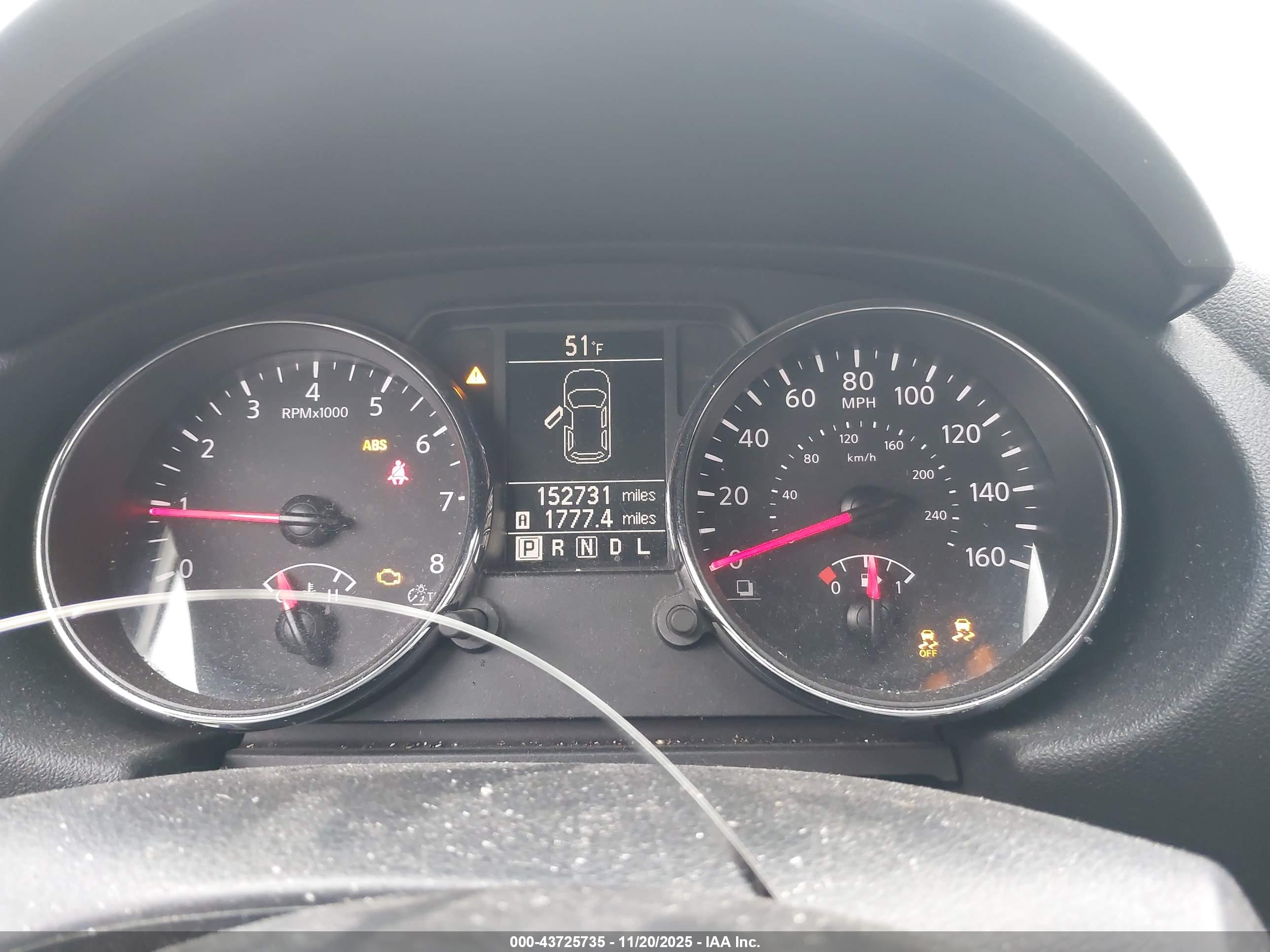 NISSAN ROGUE image 7