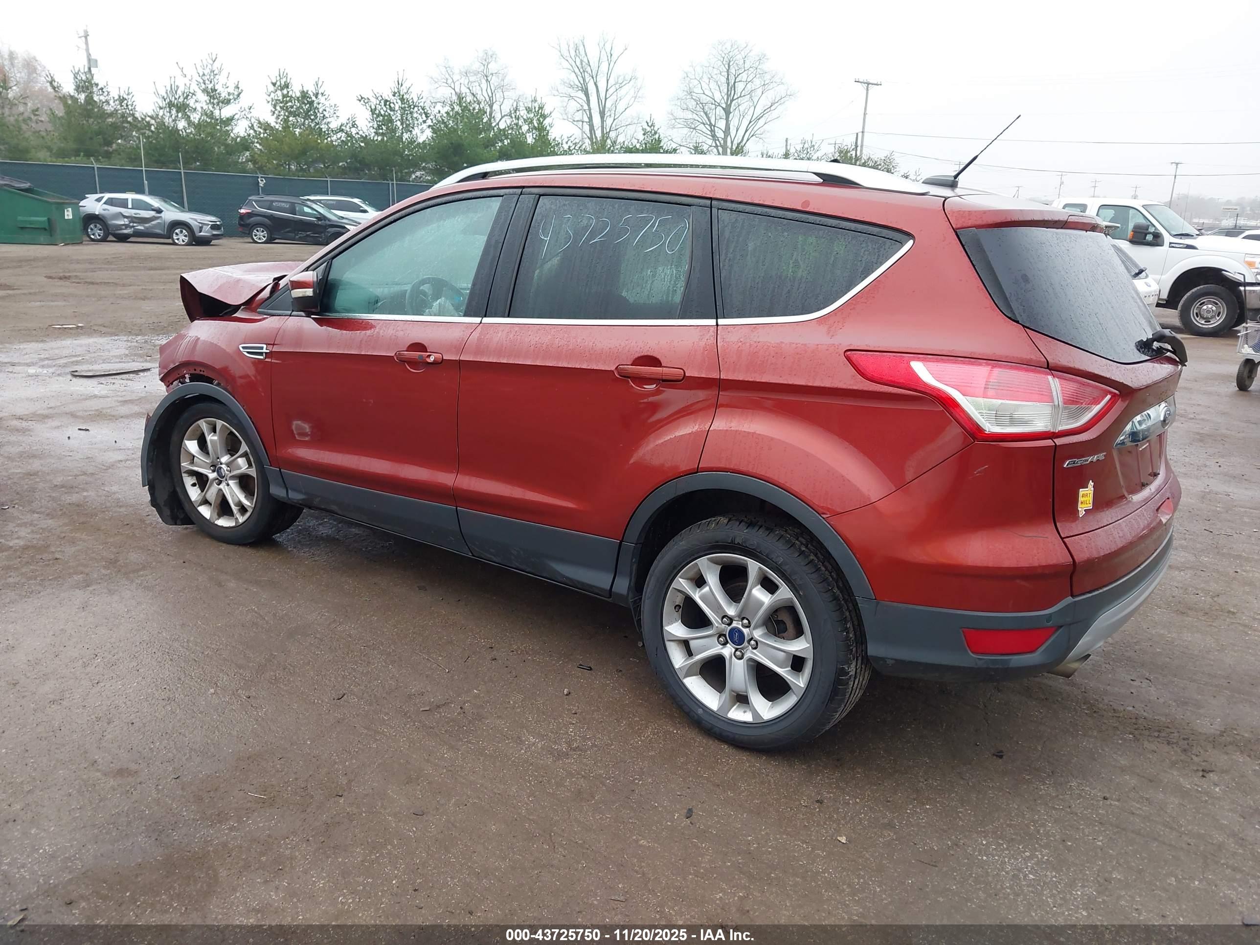 FORD ESCAPE image 3