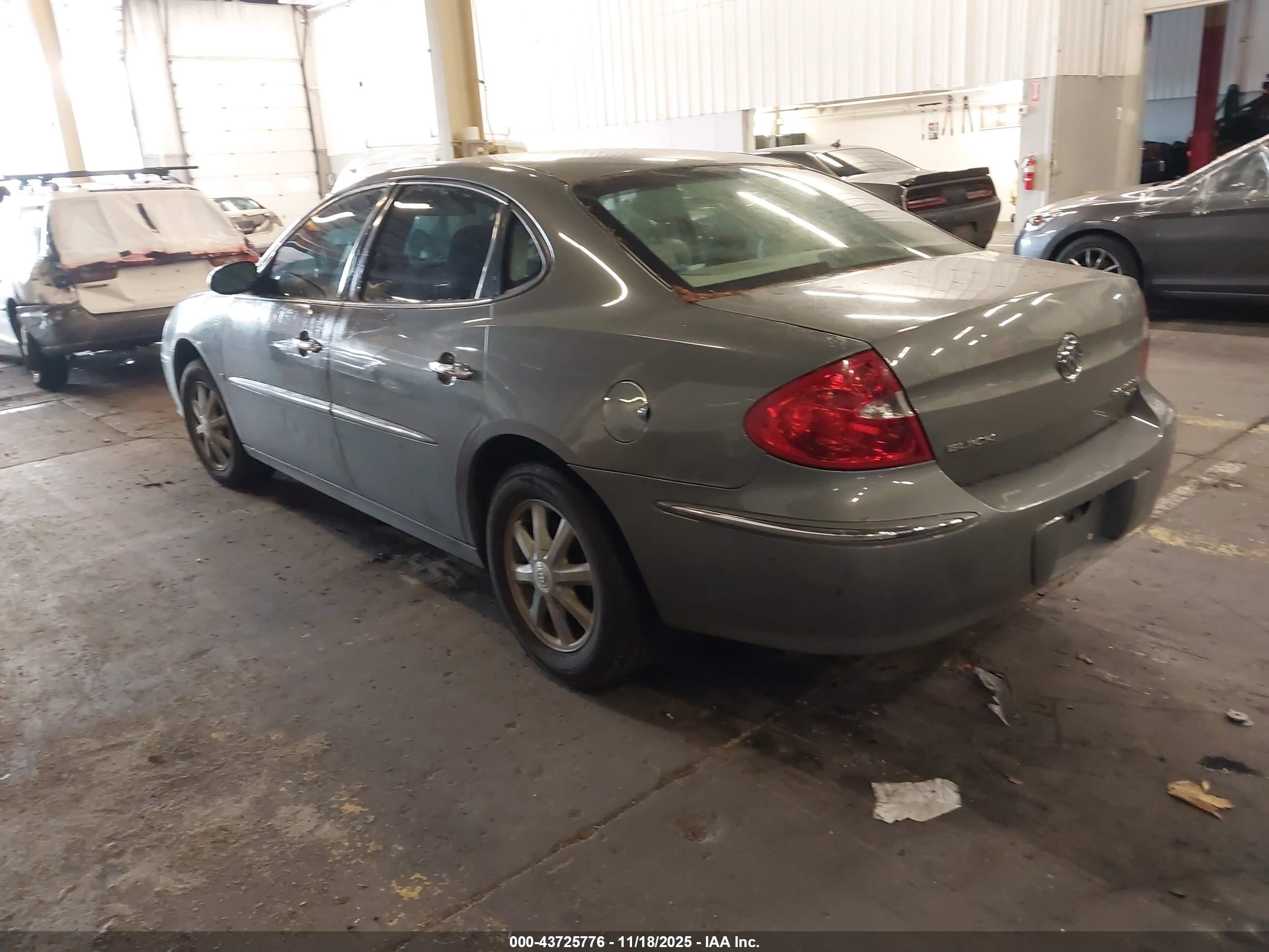 BUICK LACROSSE image 3