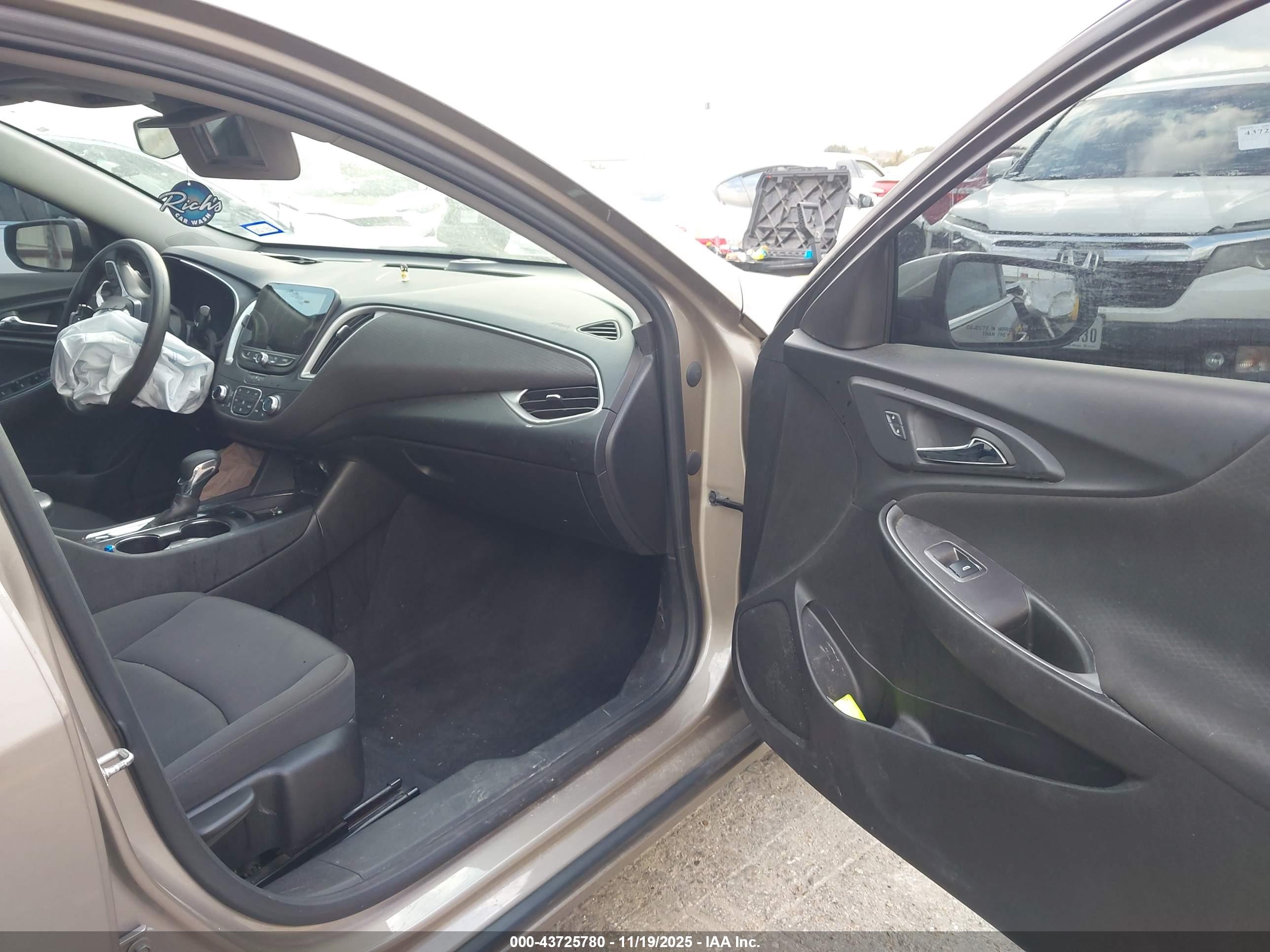 CHEVROLET MALIBU image 5