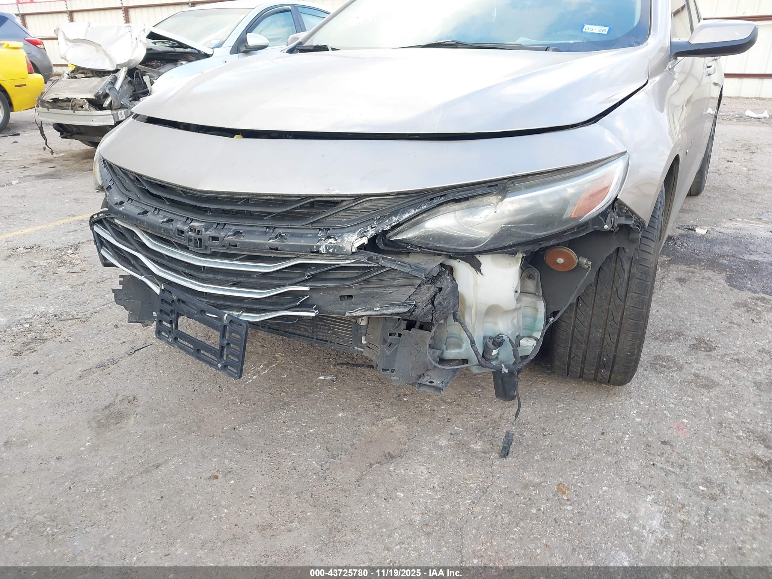 CHEVROLET MALIBU image 6