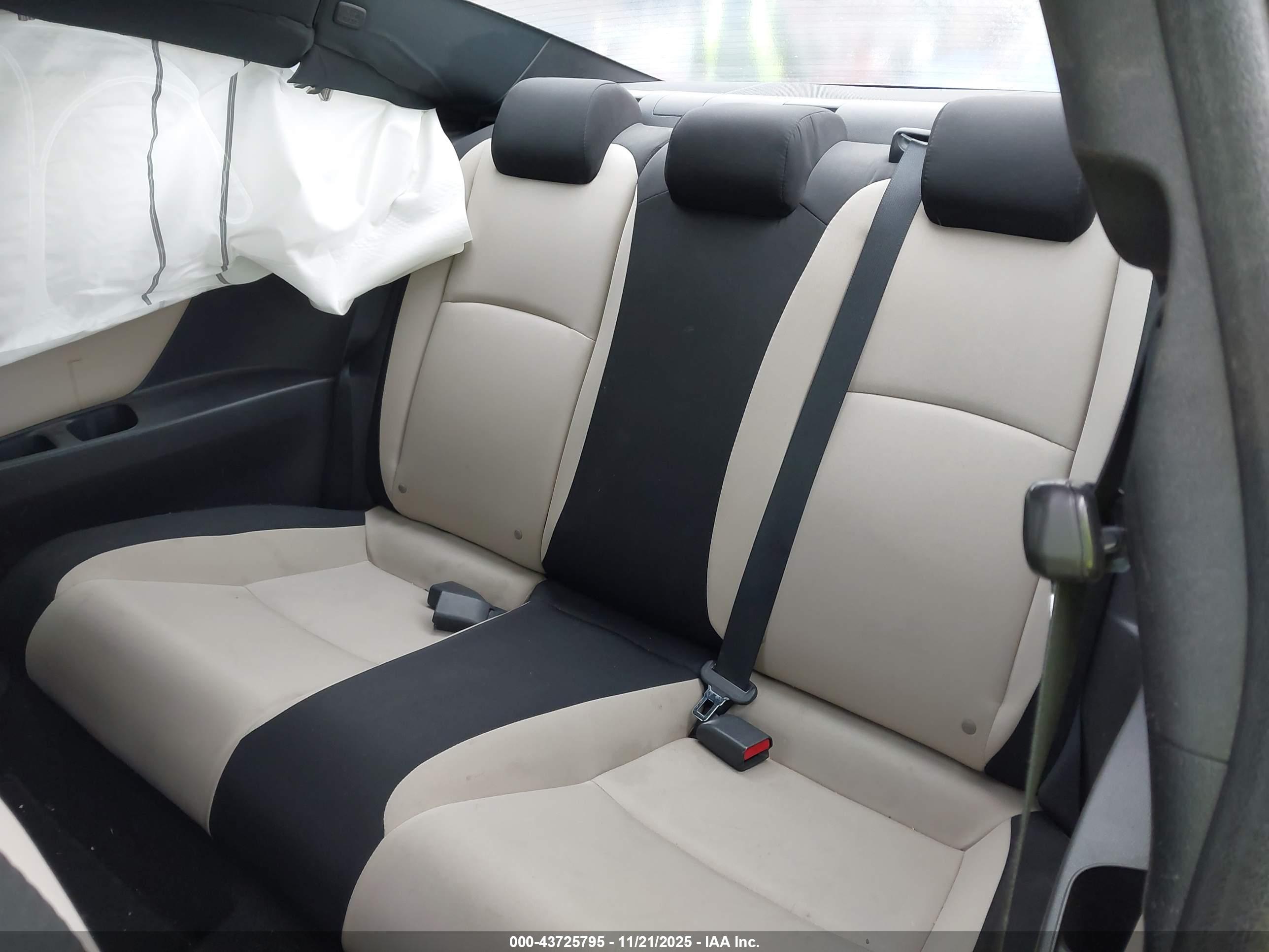 HONDA CIVIC image 8