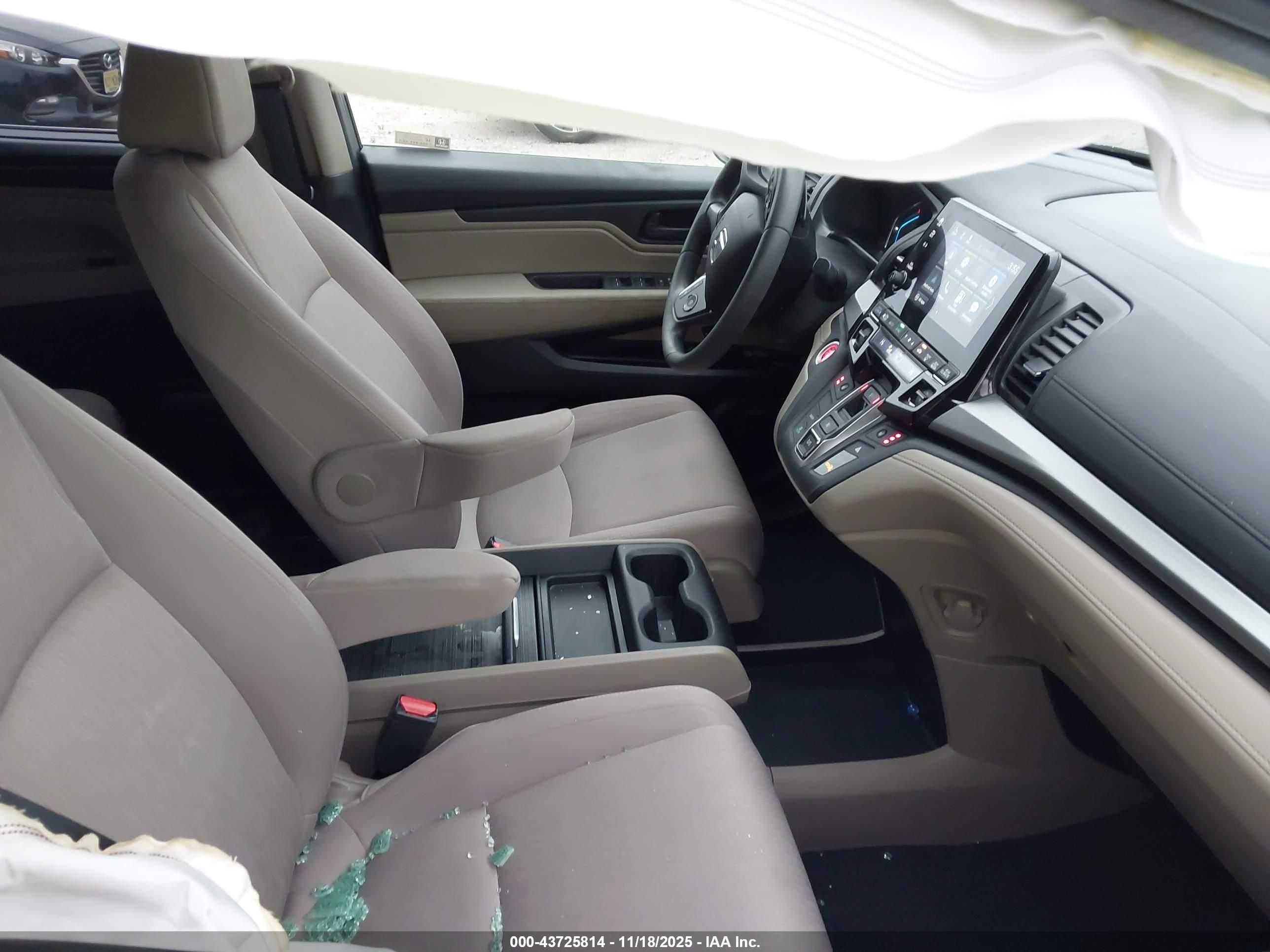HONDA ODYSSEY image 5