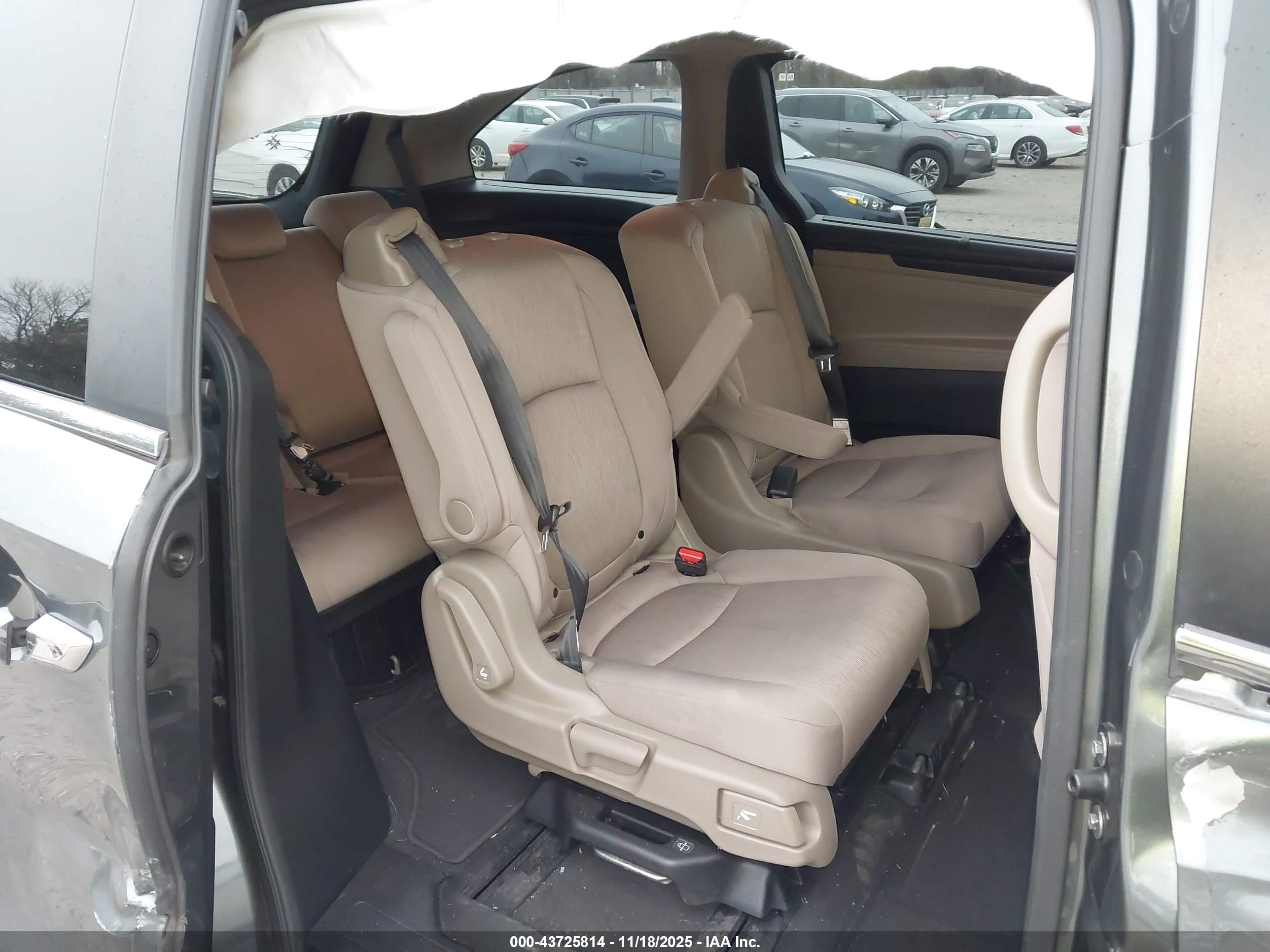 HONDA ODYSSEY image 8