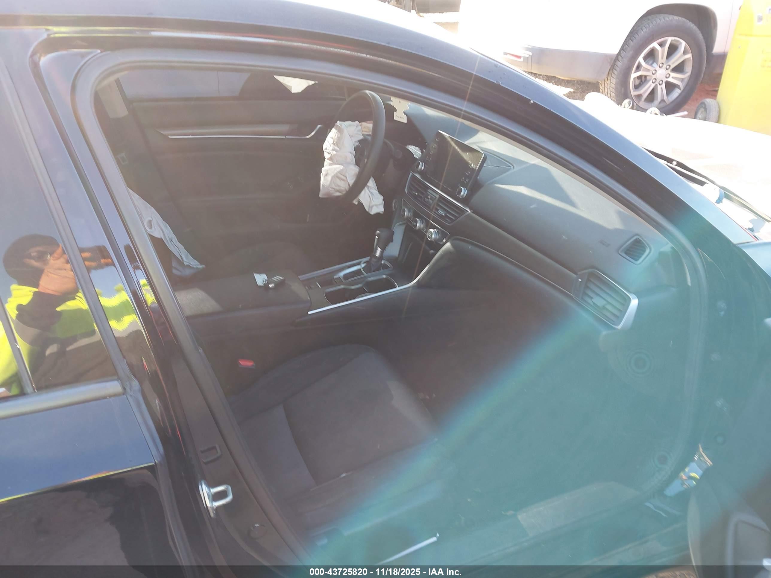 HONDA ACCORD image 5