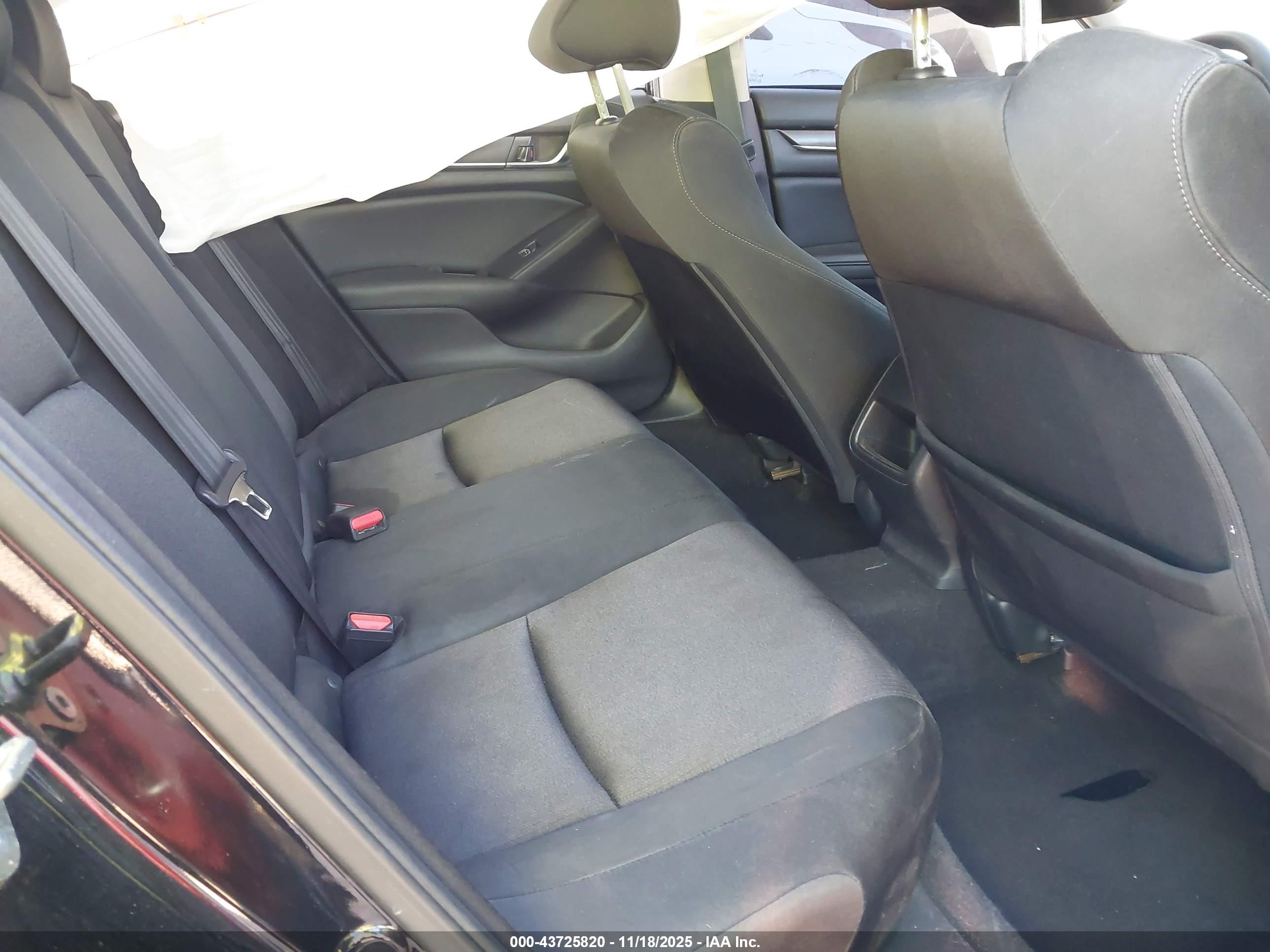 HONDA ACCORD image 8
