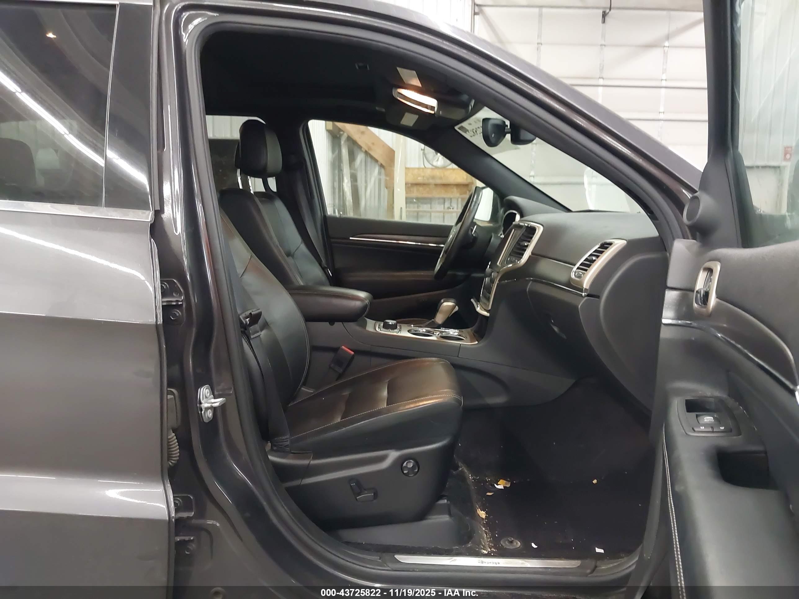 JEEP GRAND image 5